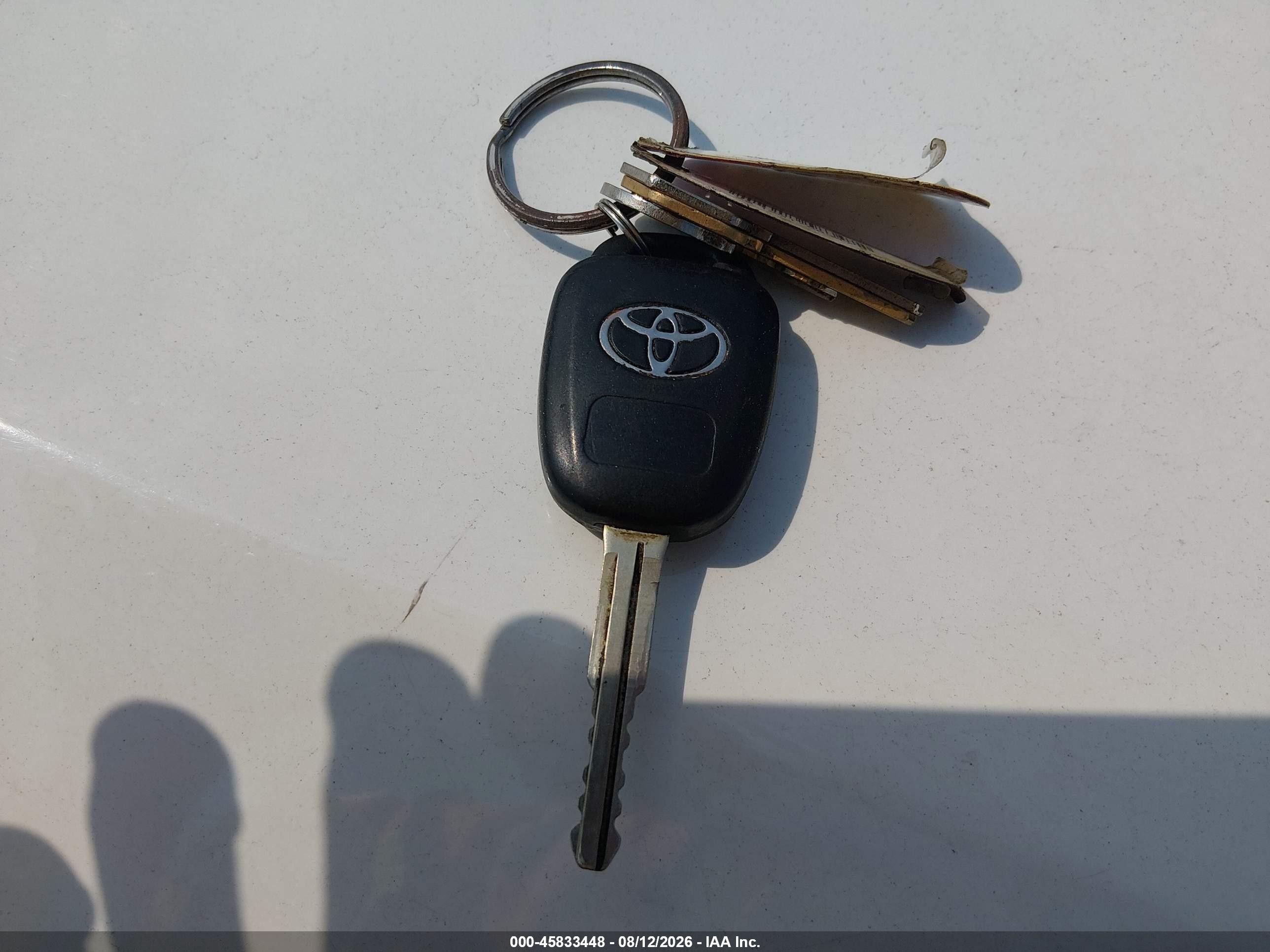 2015 Toyota Corolla Le White vin: 2T1BURHE0FC413729