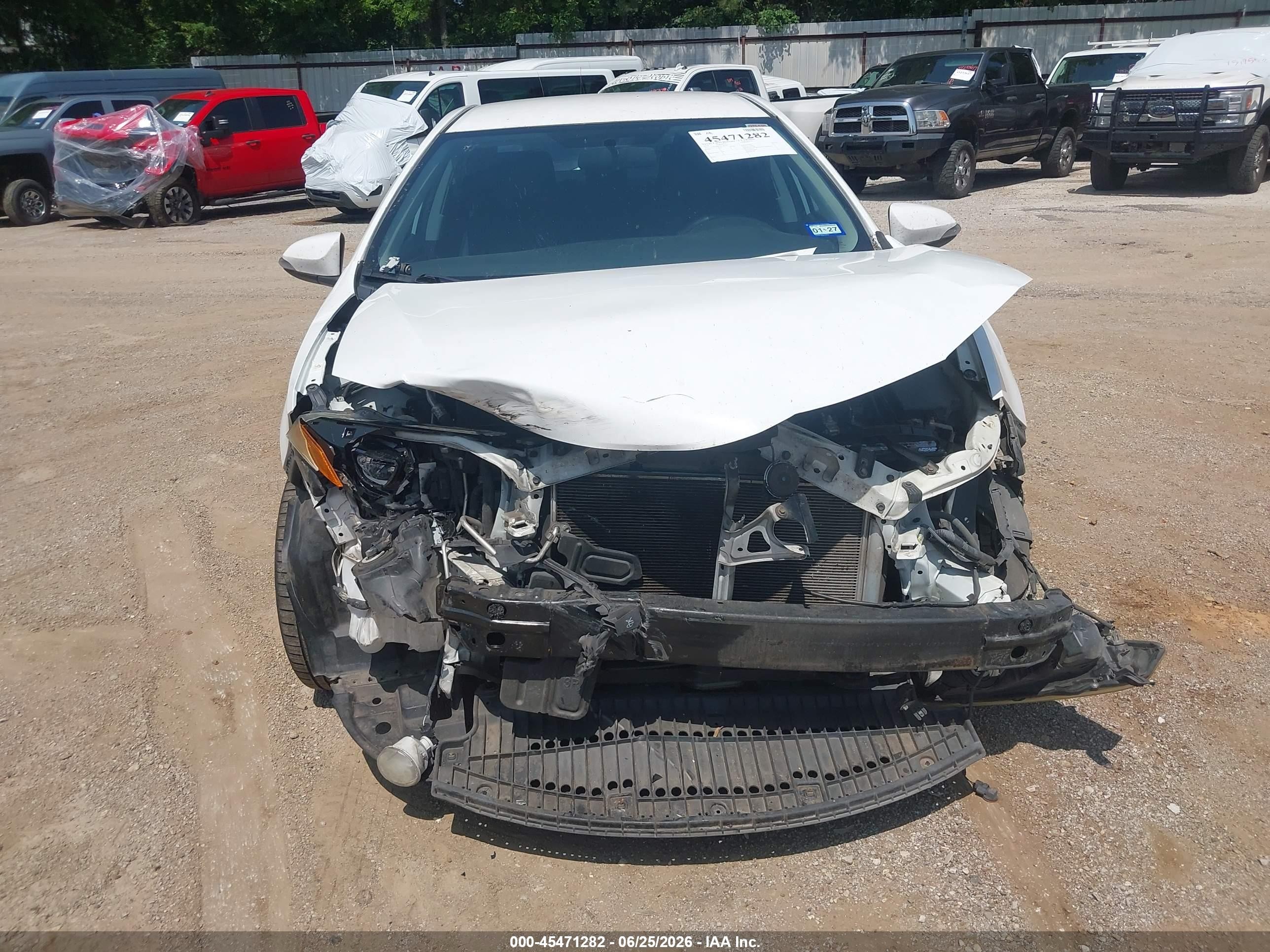 2015 Toyota Corolla S Plus White vin: 2T1BURHE0FC443345