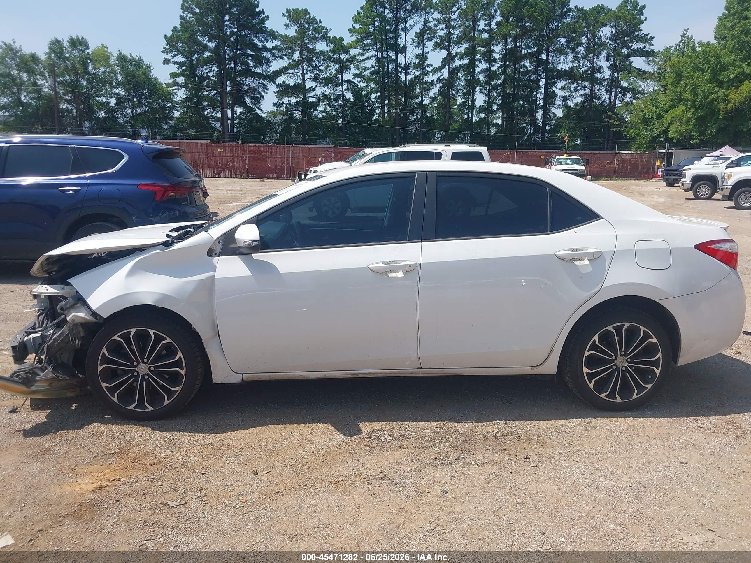 2015 Toyota Corolla S Plus White vin: 2T1BURHE0FC443345