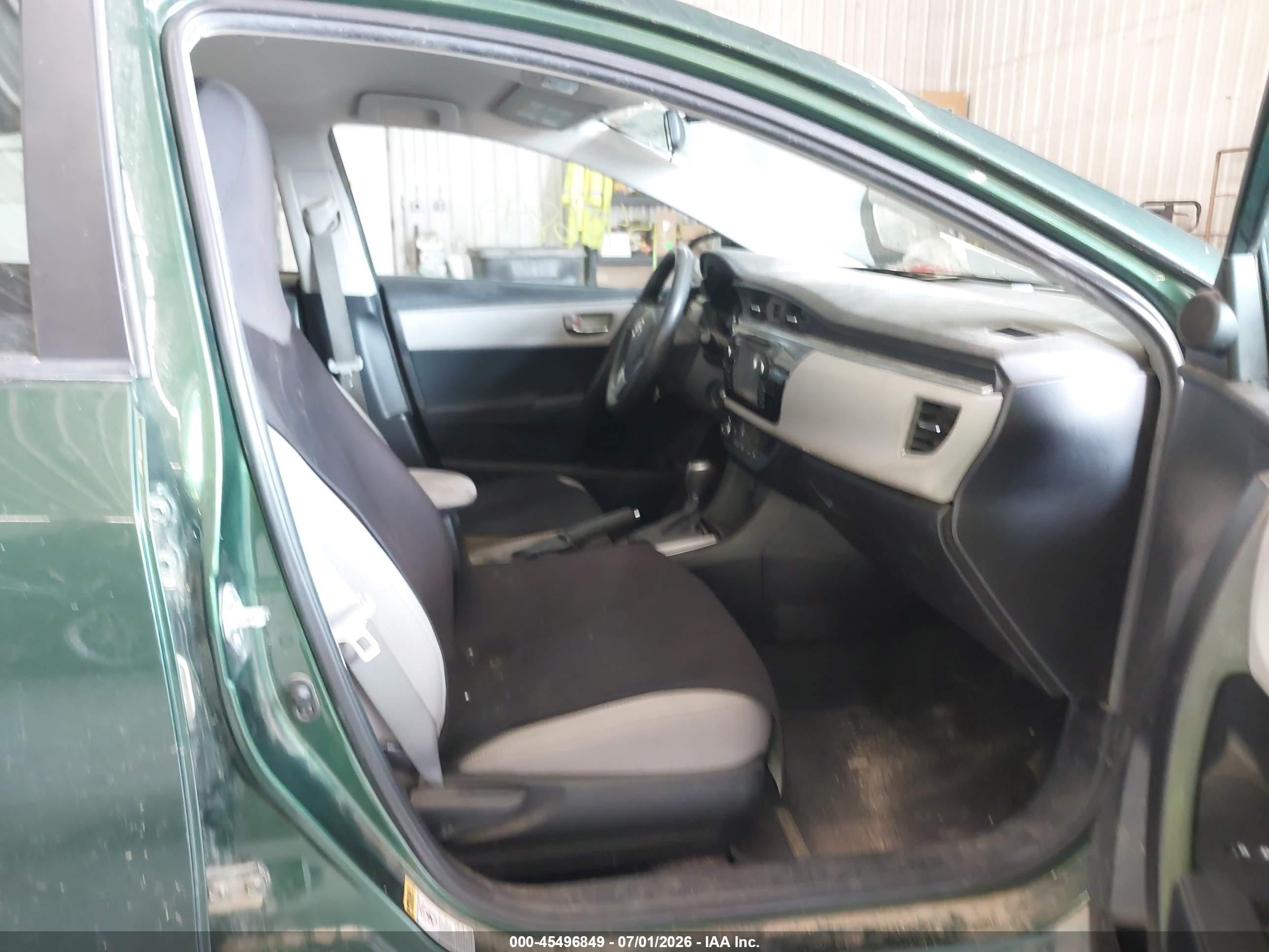 2015 Toyota Corolla Le Green vin: 2T1BURHE0FC443992