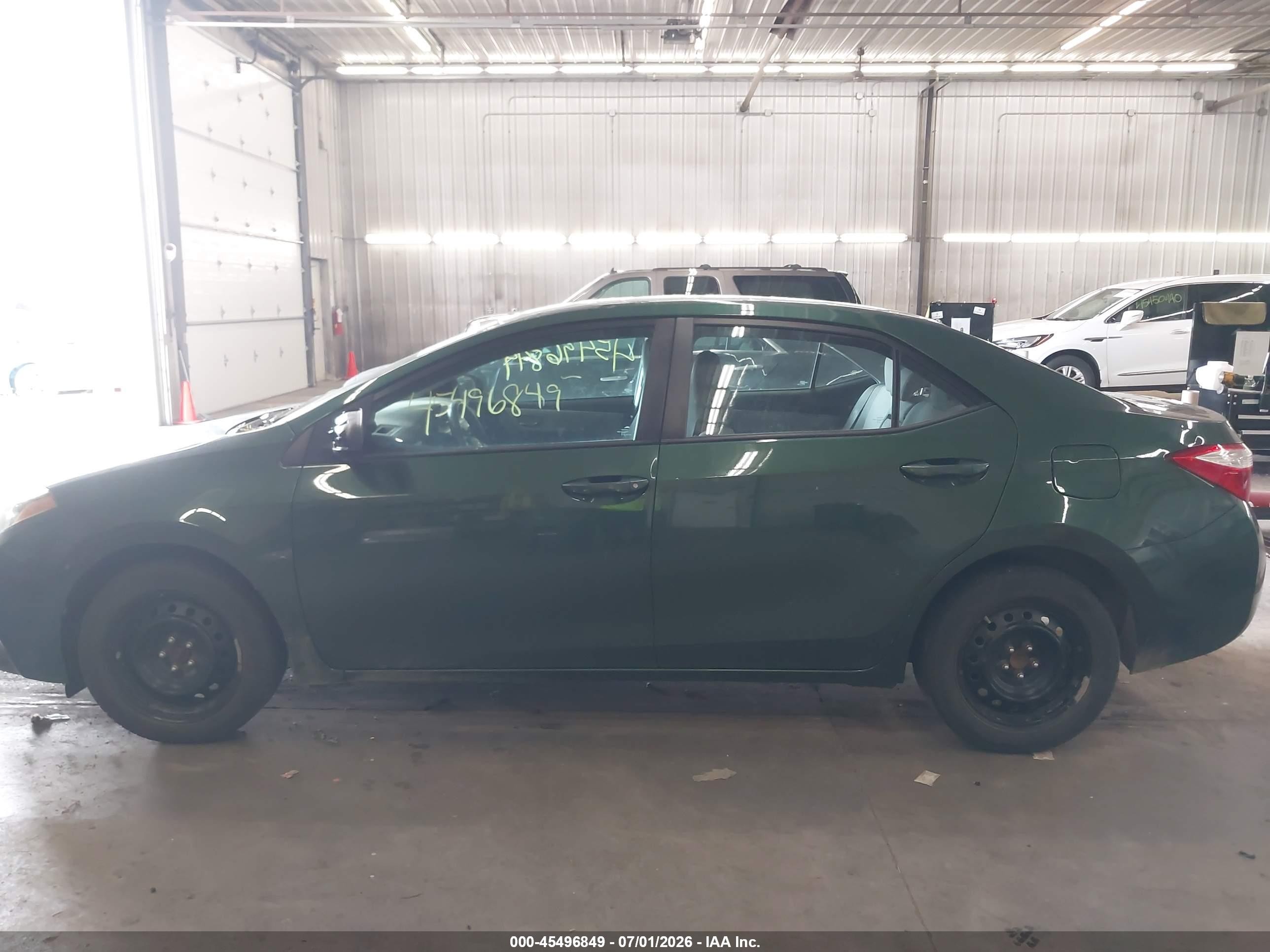 2015 Toyota Corolla Le Green vin: 2T1BURHE0FC443992