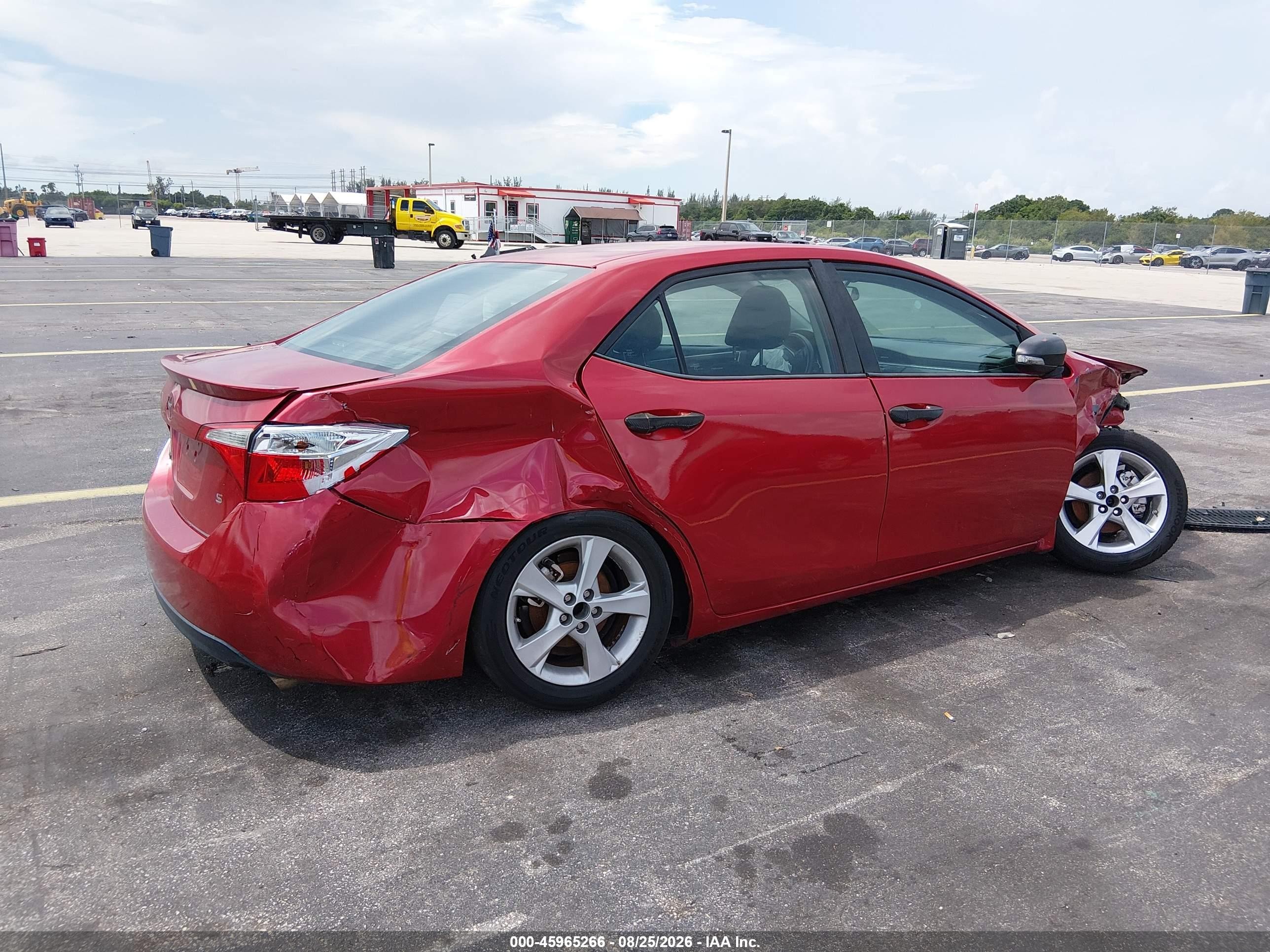 2015 Toyota Corolla S Plus Red vin: 2T1BURHE0FC458489