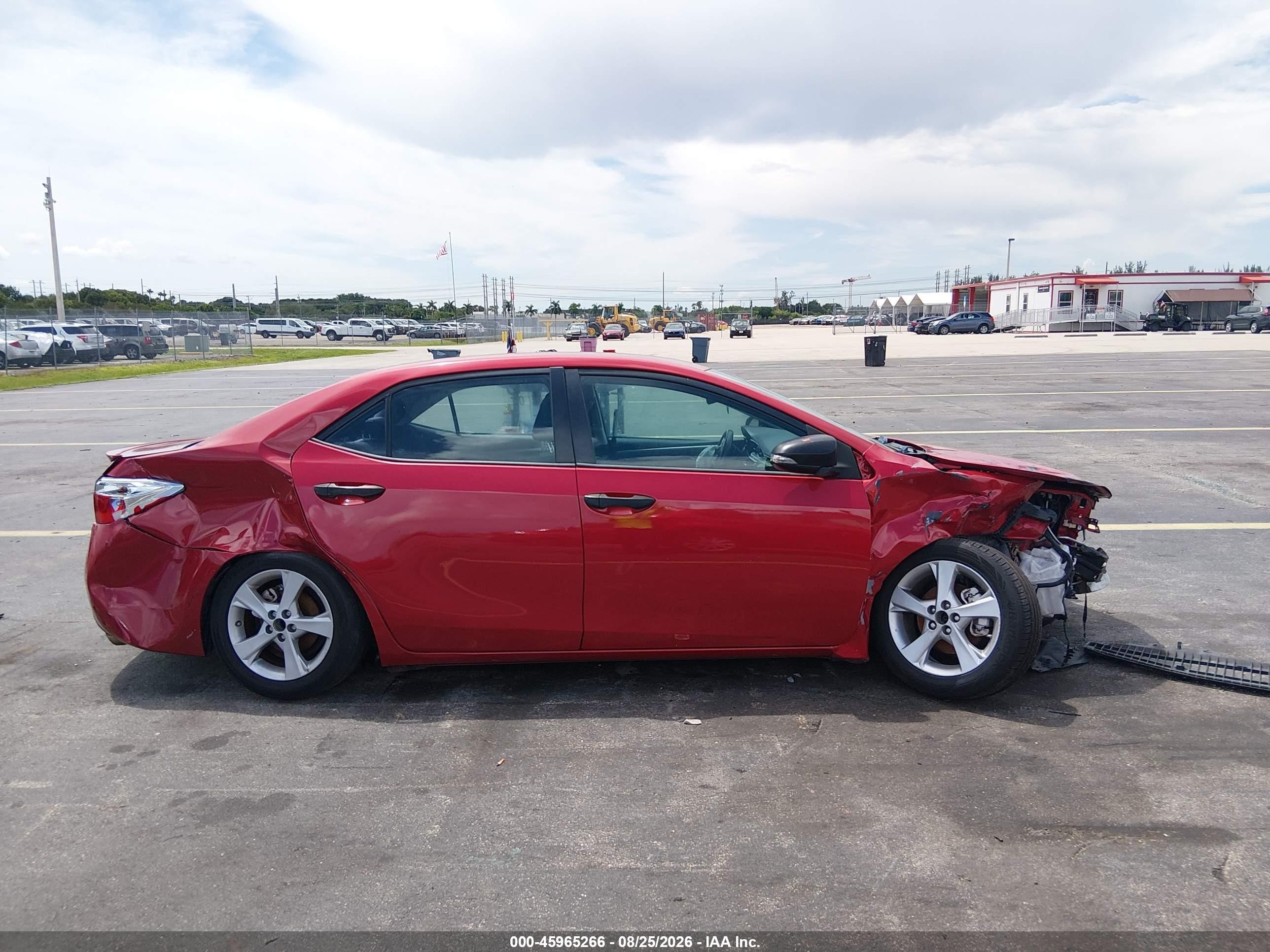 2015 Toyota Corolla S Plus Red vin: 2T1BURHE0FC458489
