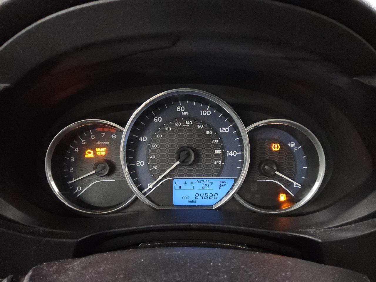 2015 Toyota Corolla Le Green vin: 2T1BURHE0FC473882 Damage: Warning Light - Engine, On, Unacceptable