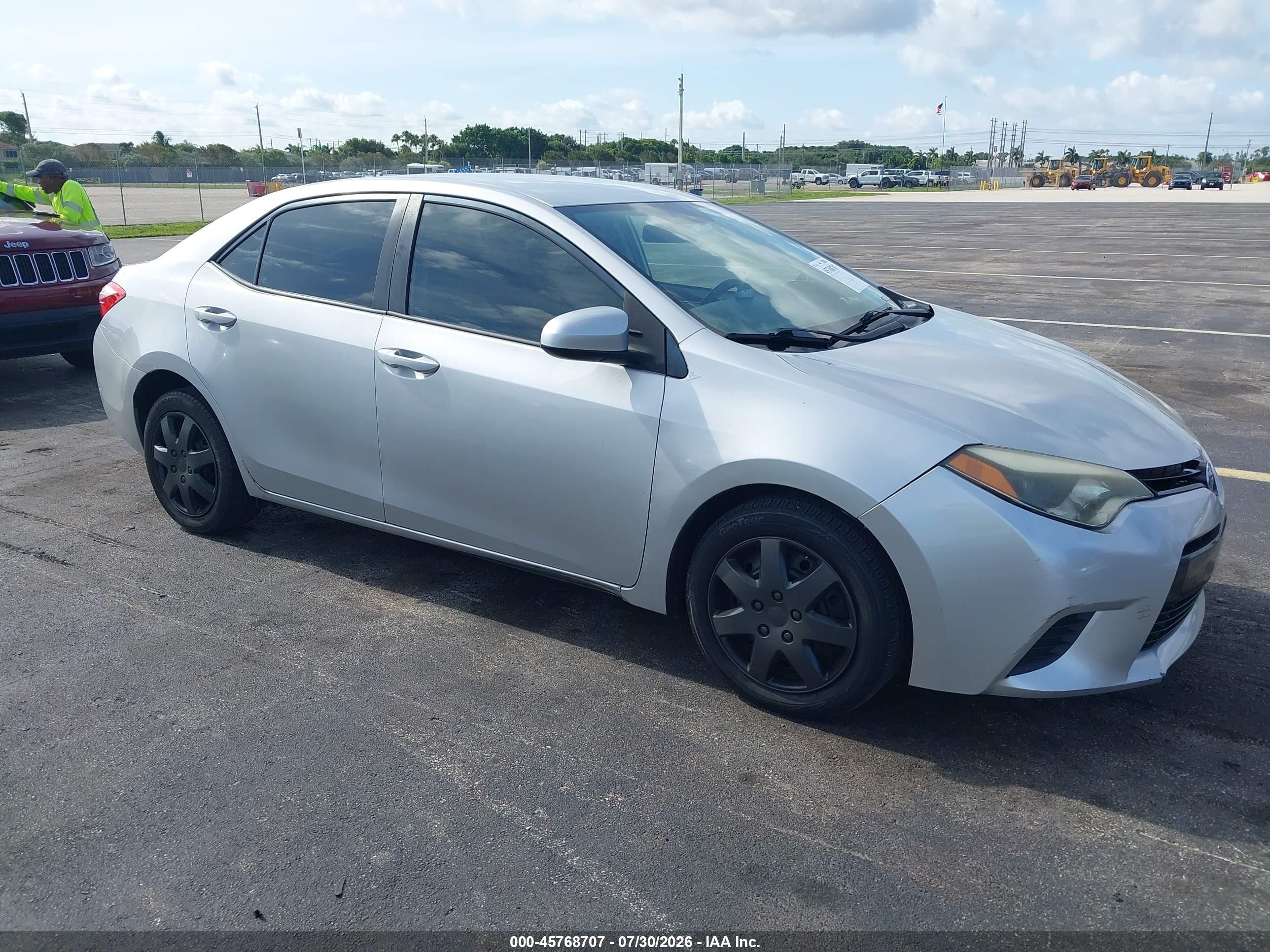 2015 Toyota Corolla Le Silver vin: 2T1BURHE0FC480962