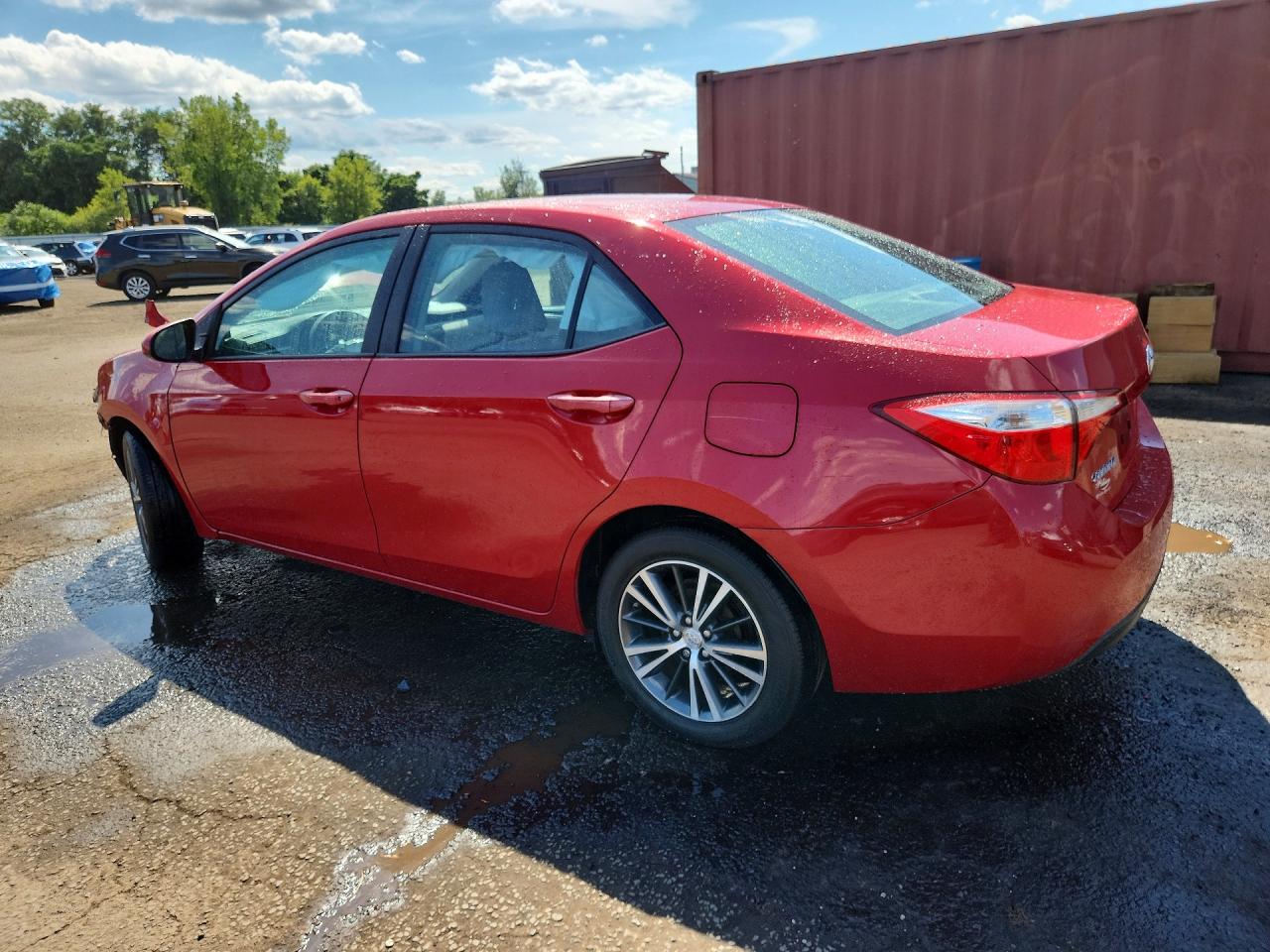 2016 Toyota Corolla Le Plus Red vin: 2T1BURHE0GC546220