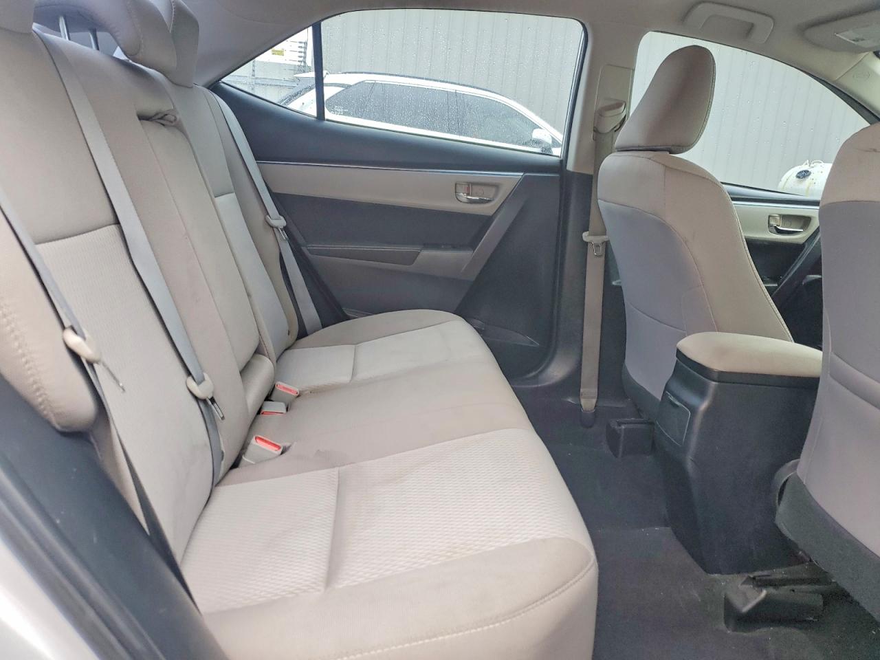 2016 Toyota Corolla Le Silver vin: 2T1BURHE0GC584773