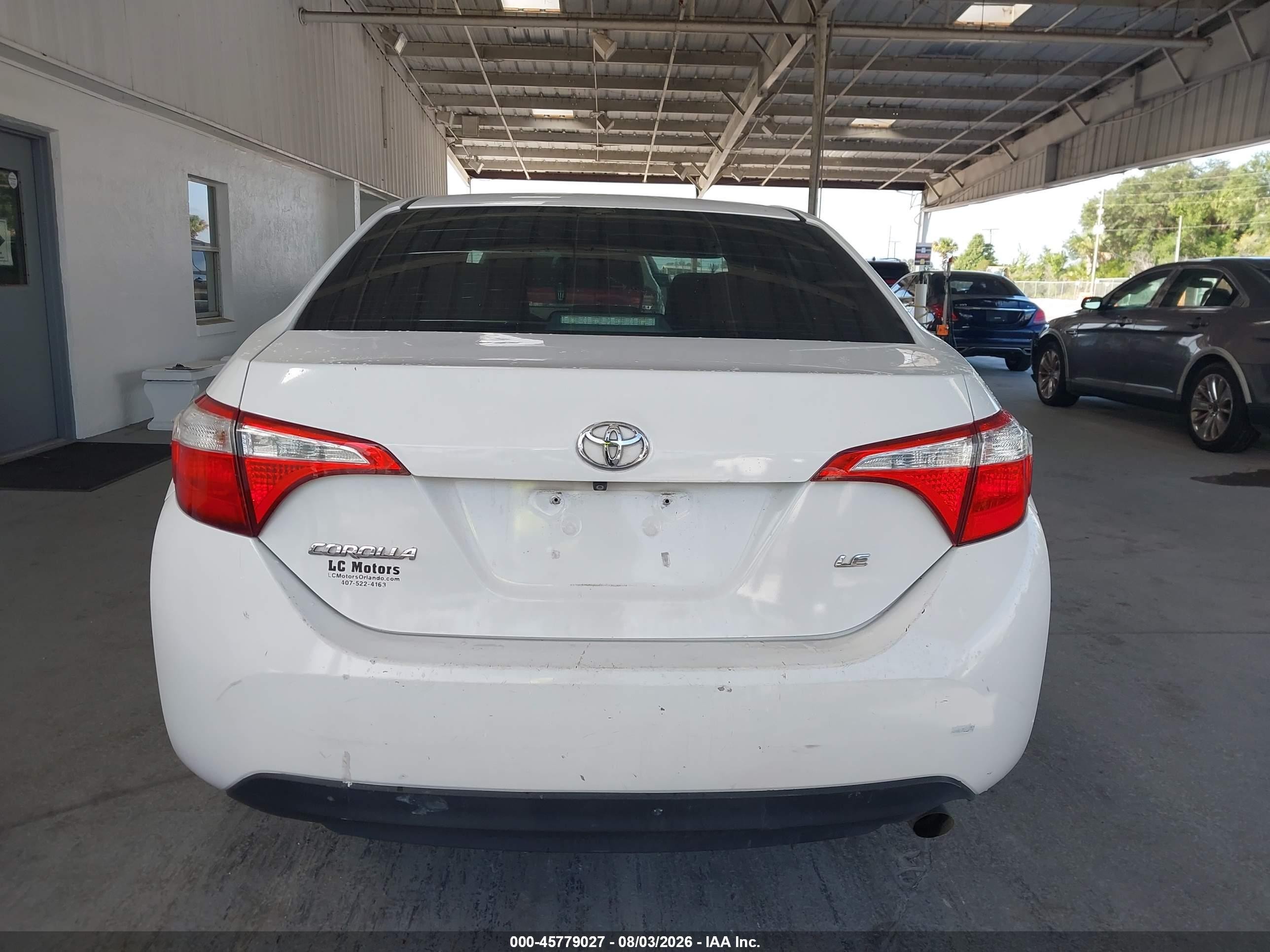 2016 Toyota Corolla Le White vin: 2T1BURHE0GC673789