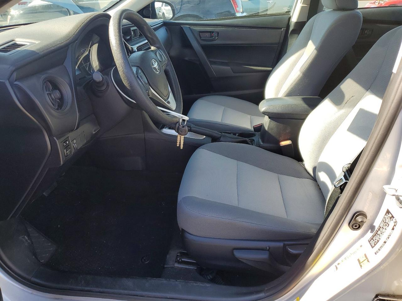 2017 Toyota Corolla L Silver vin: 2T1BURHE0HC765180