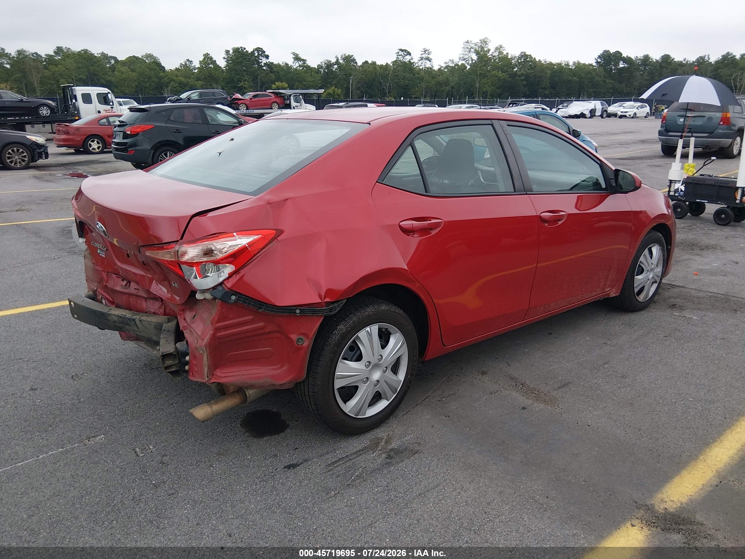2017 Toyota Corolla Le Red vin: 2T1BURHE0HC904367