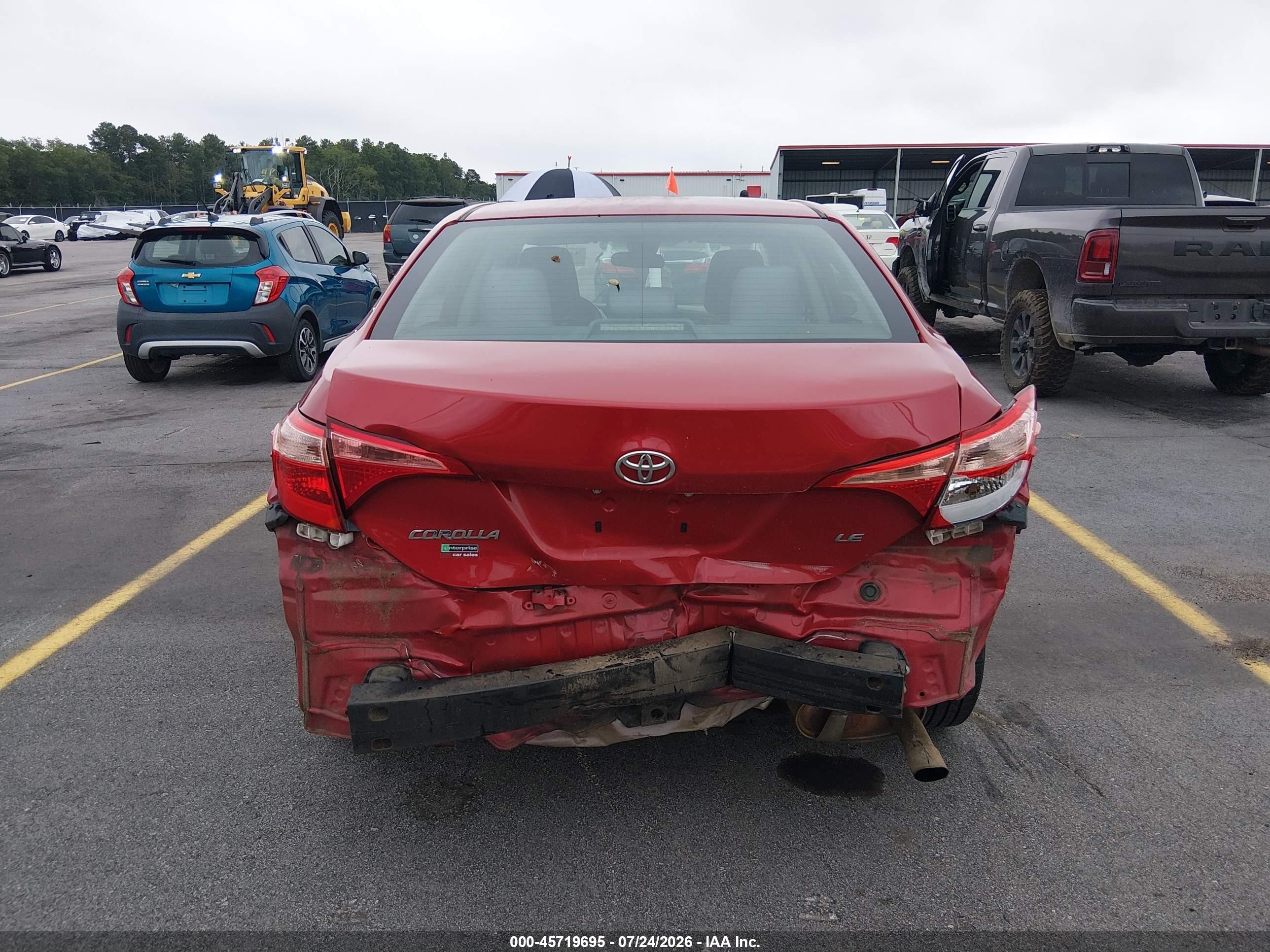 2017 Toyota Corolla Le Red vin: 2T1BURHE0HC904367