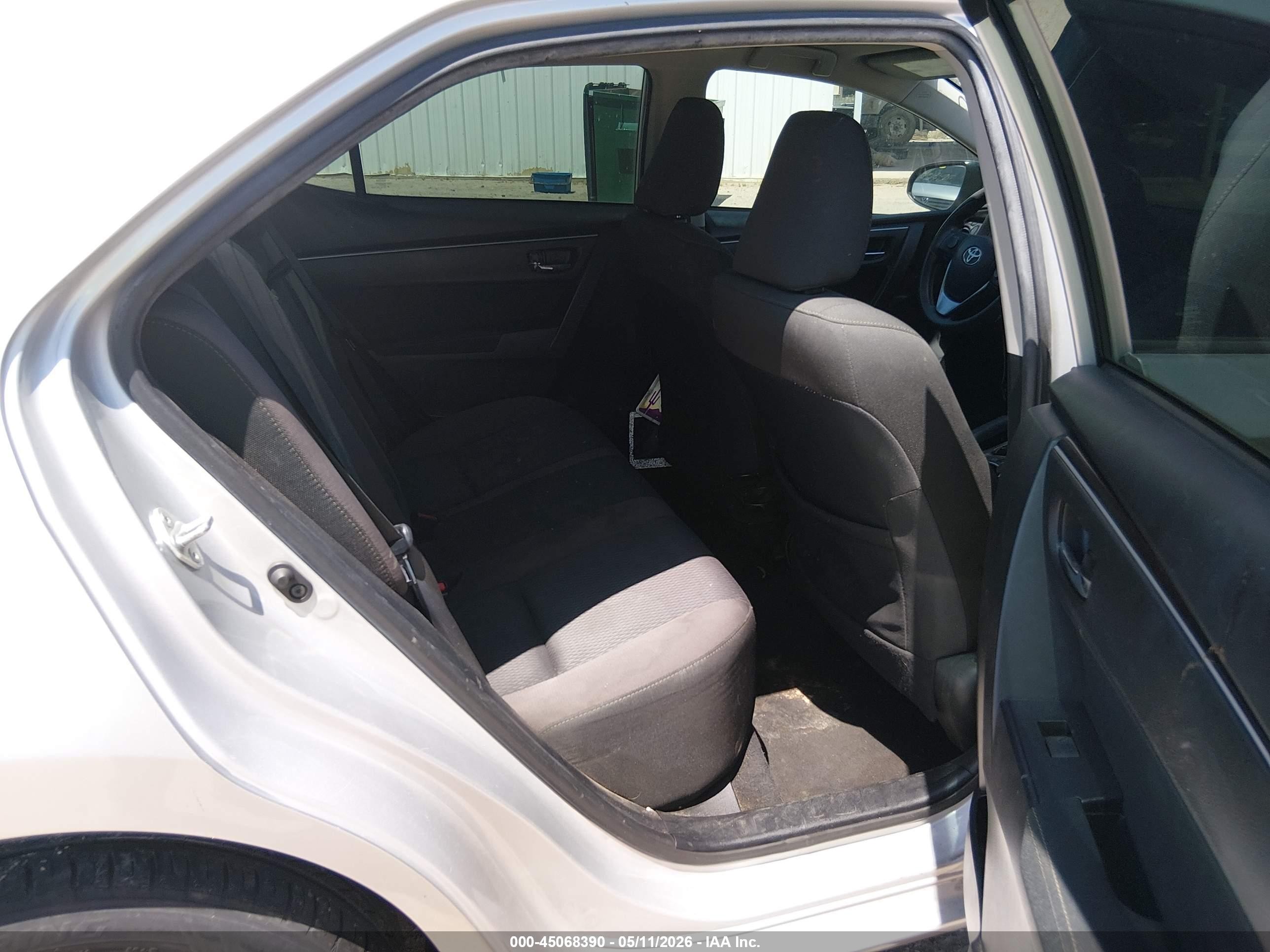 2017 Toyota Corolla Le Silver vin: 2T1BURHE0HC906314