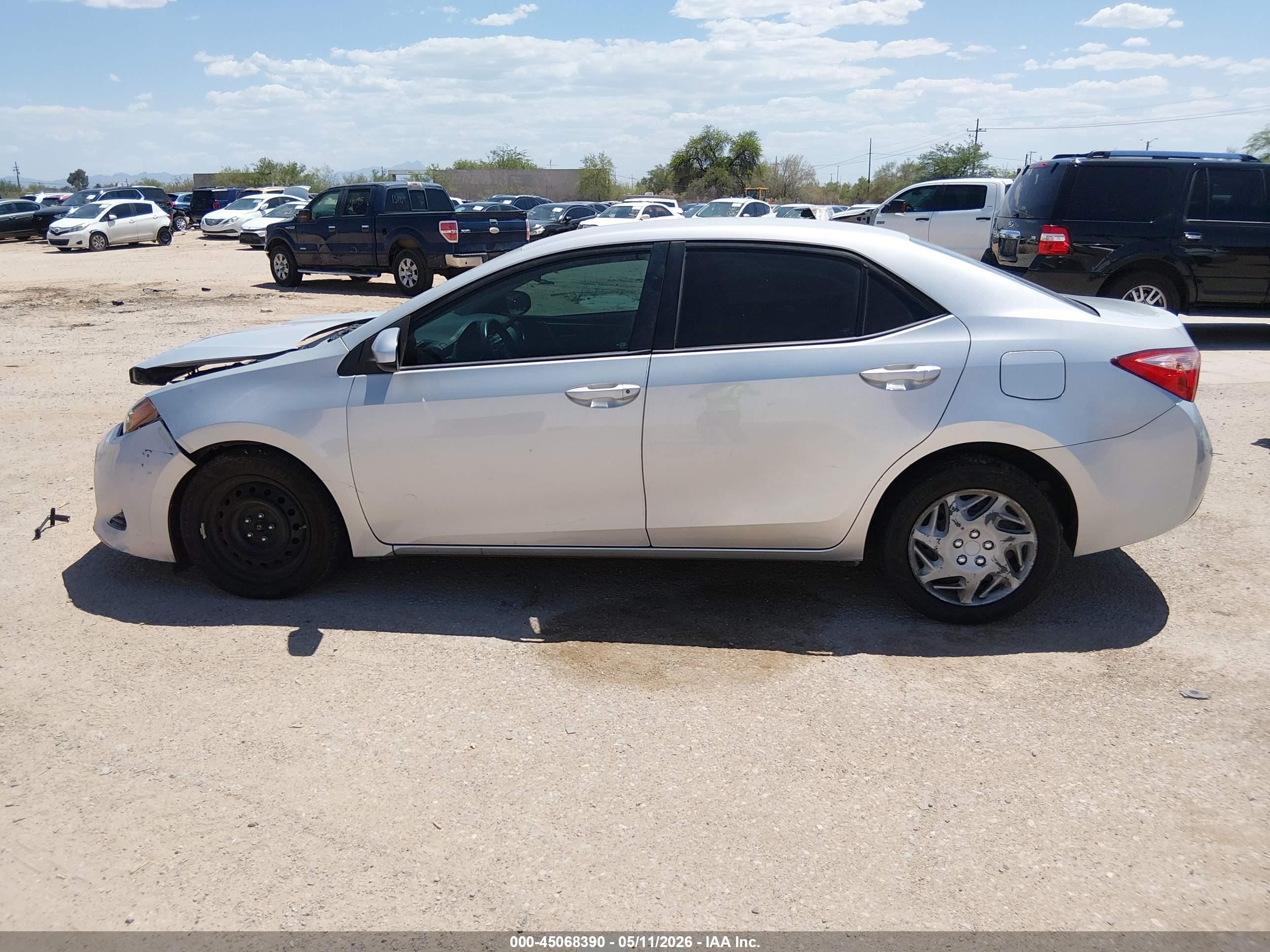 2017 Toyota Corolla Le Silver vin: 2T1BURHE0HC906314