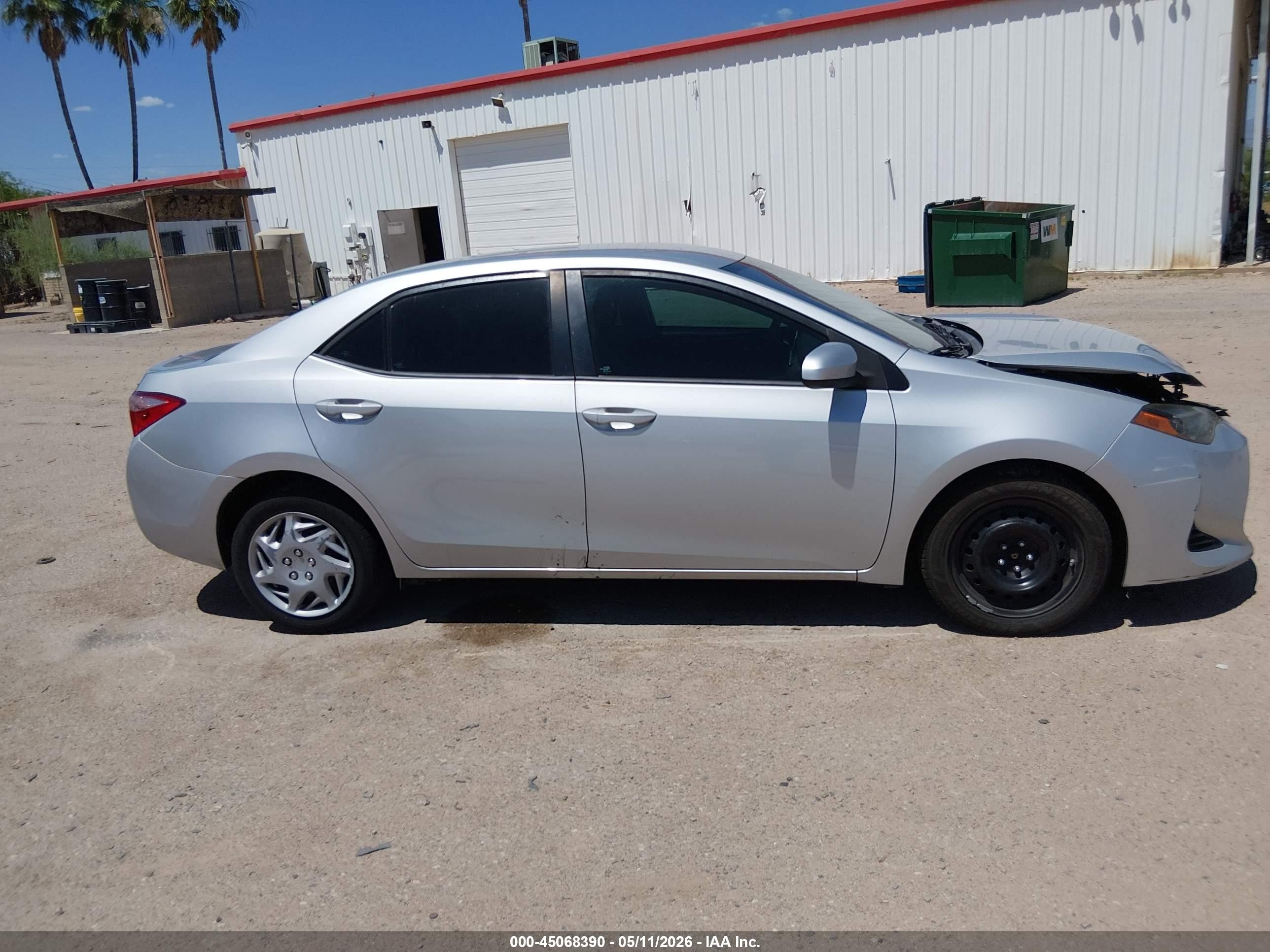 2017 Toyota Corolla Le Silver vin: 2T1BURHE0HC906314