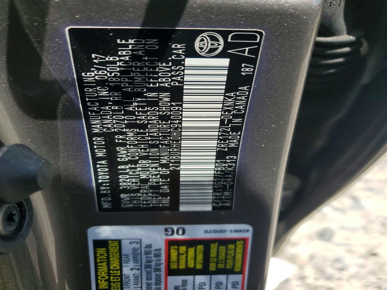 2017 Toyota Corolla Le Gray vin: 2T1BURHE0HC940091