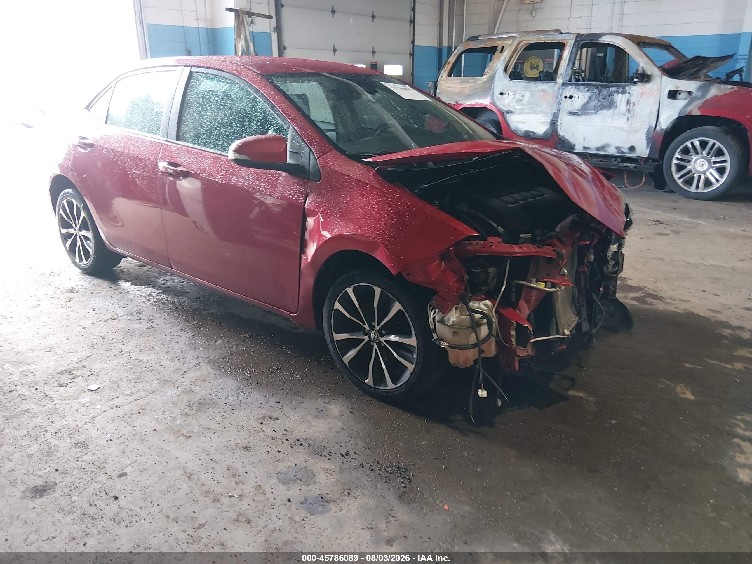 2017 Toyota Corolla Se Красный vin: 2T1BURHE0HC961961