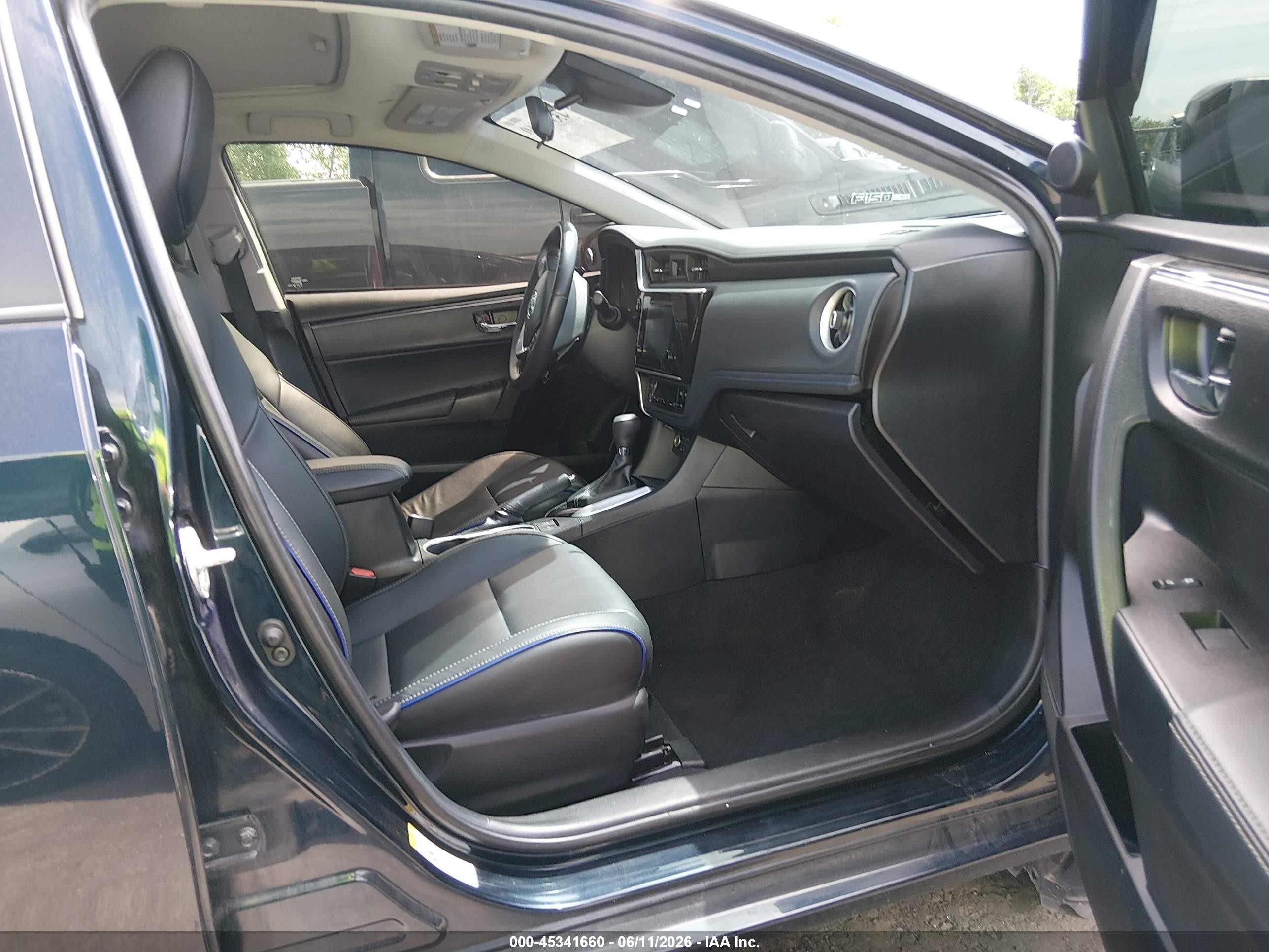 2018 Toyota Corolla Xse Blue vin: 2T1BURHE0JC020676