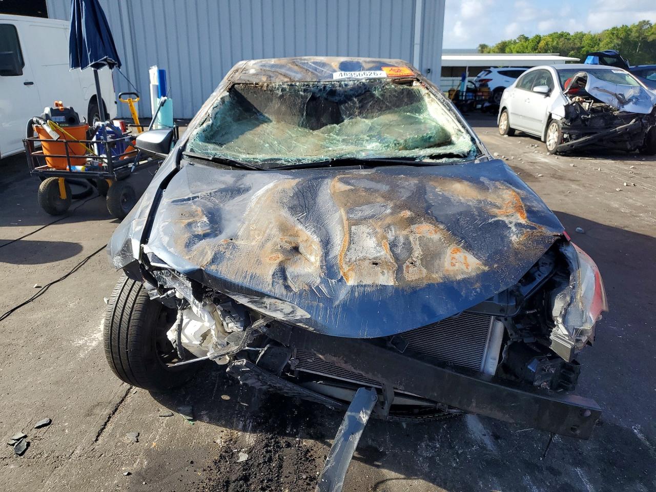 2018 Toyota Corolla Le Gray vin: 2T1BURHE0JC104321