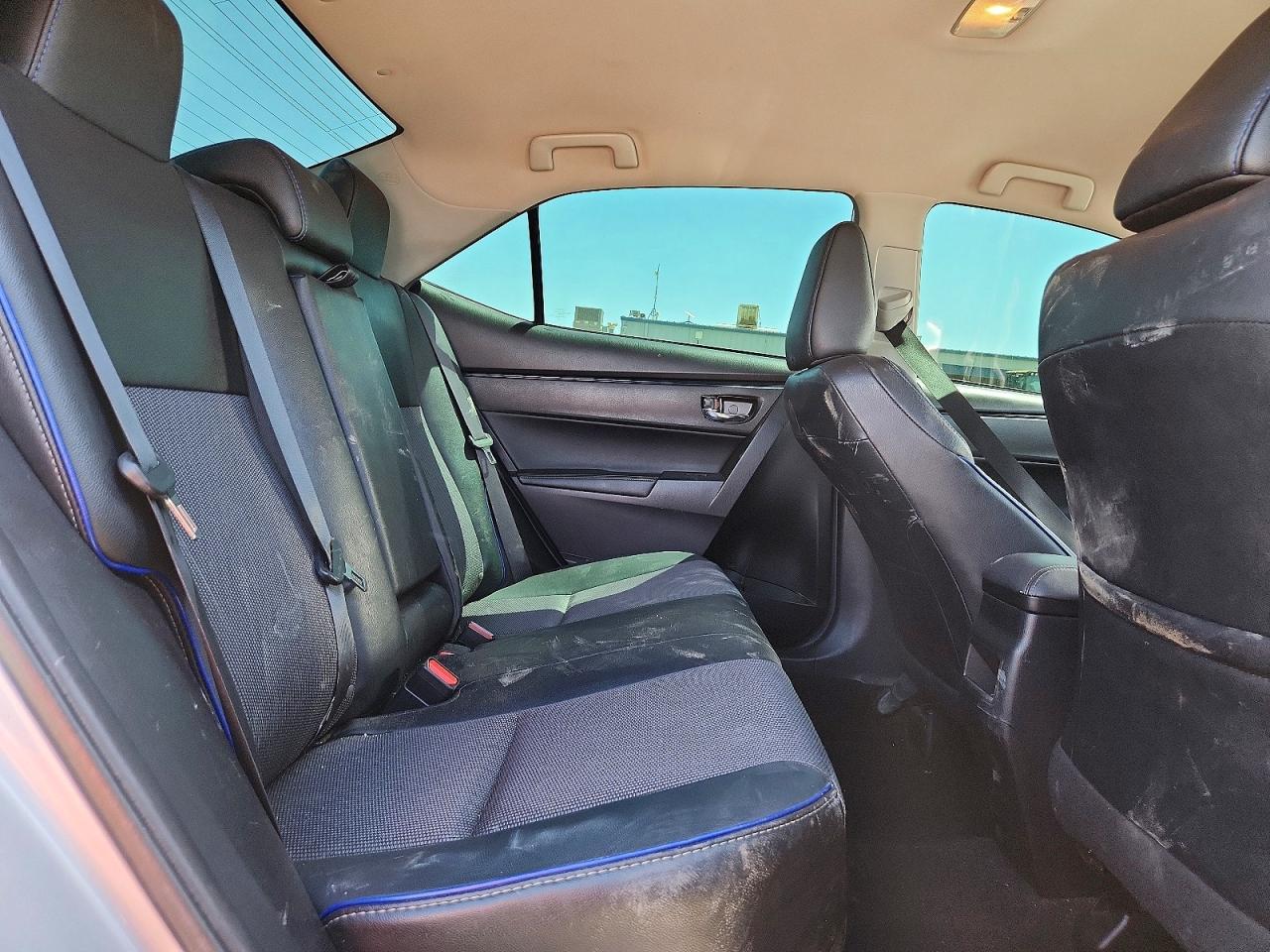 2018 Toyota Corolla Se Silver vin: 2T1BURHE0JC105940