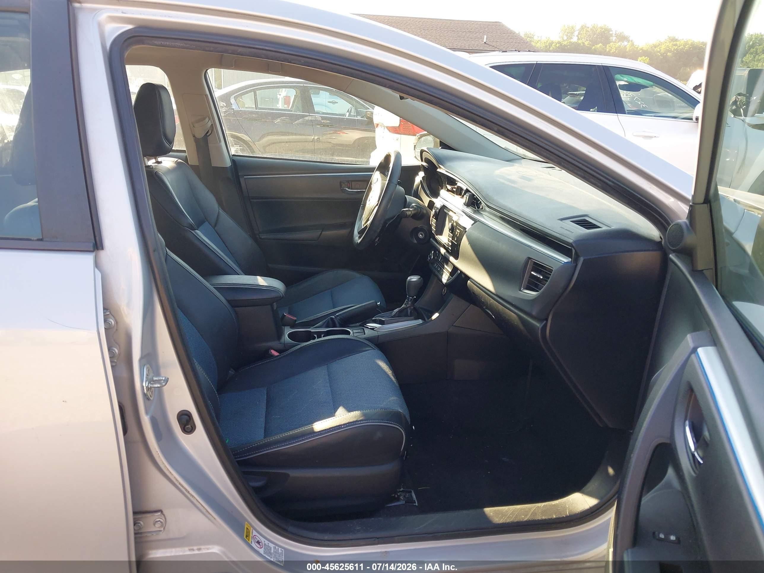 2014 Toyota Corolla S Plus Silver vin: 2T1BURHE1EC002158