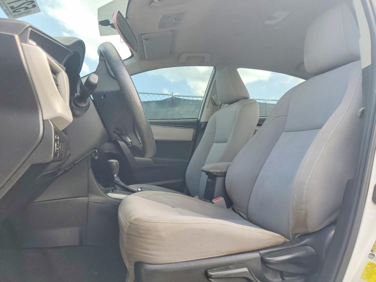 2014 Toyota Corolla Le White vin: 2T1BURHE1EC004086