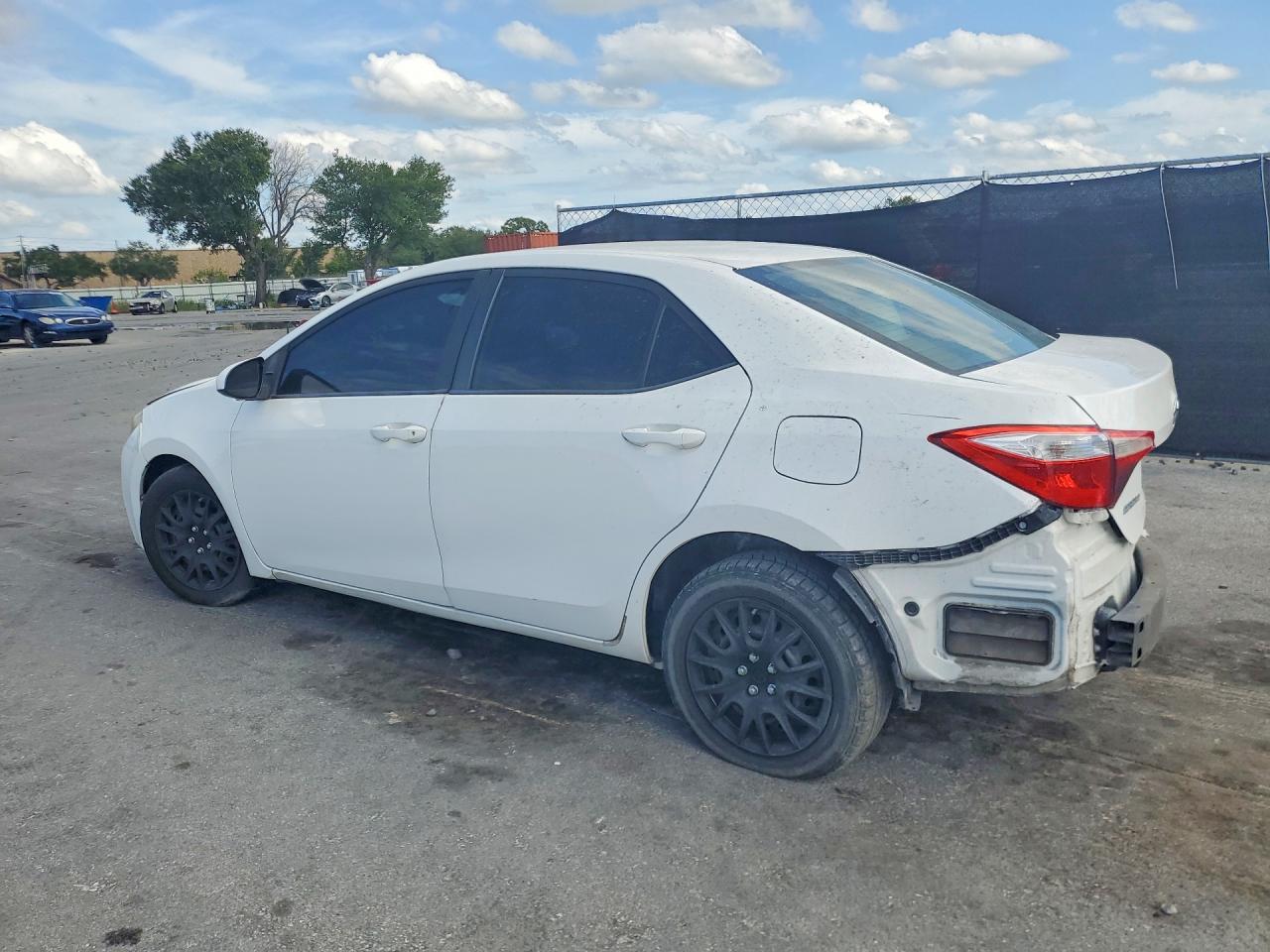 2014 Toyota Corolla Le White vin: 2T1BURHE1EC004086