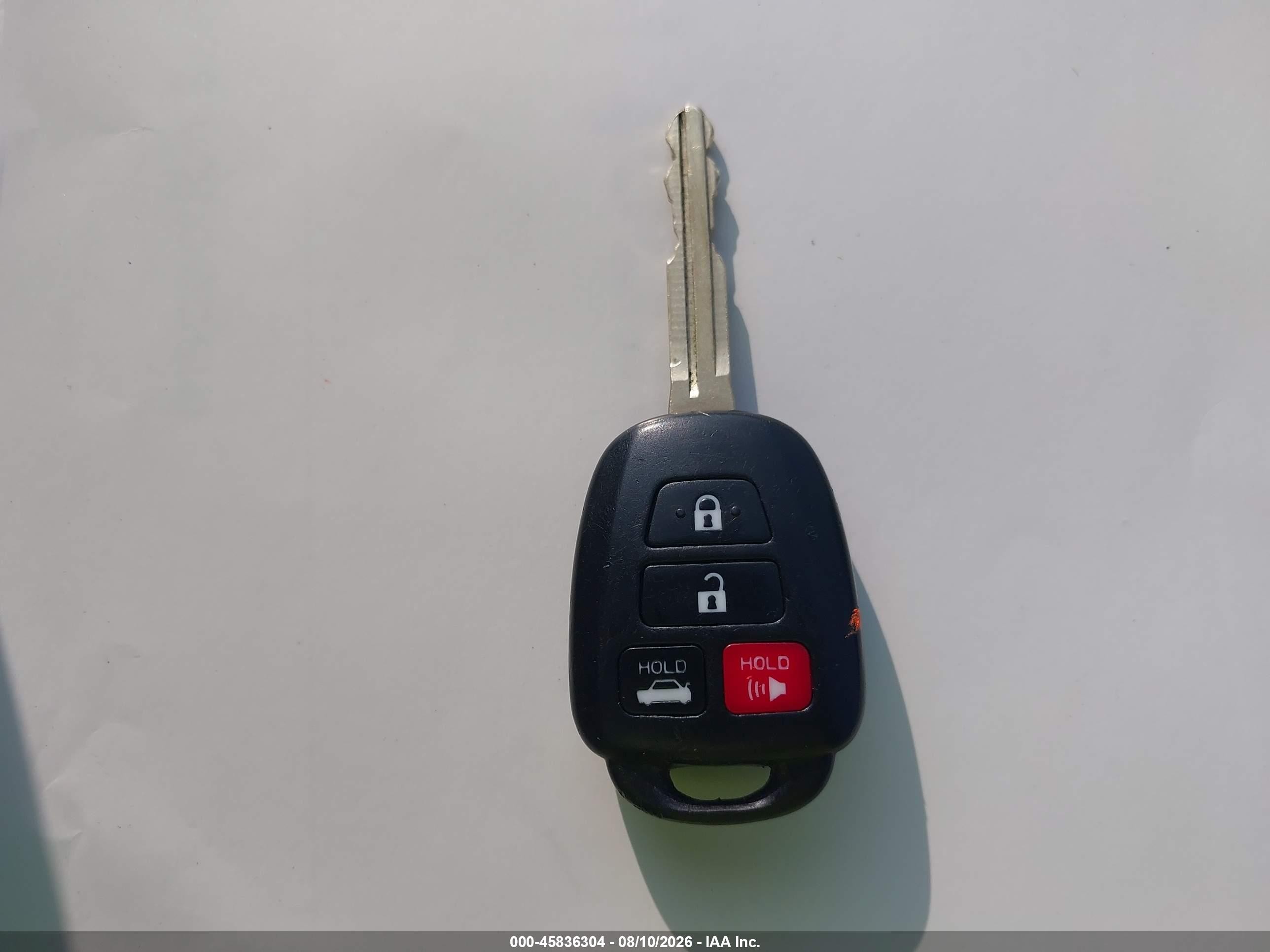 2014 Toyota Corolla Le Silver vin: 2T1BURHE1EC008302