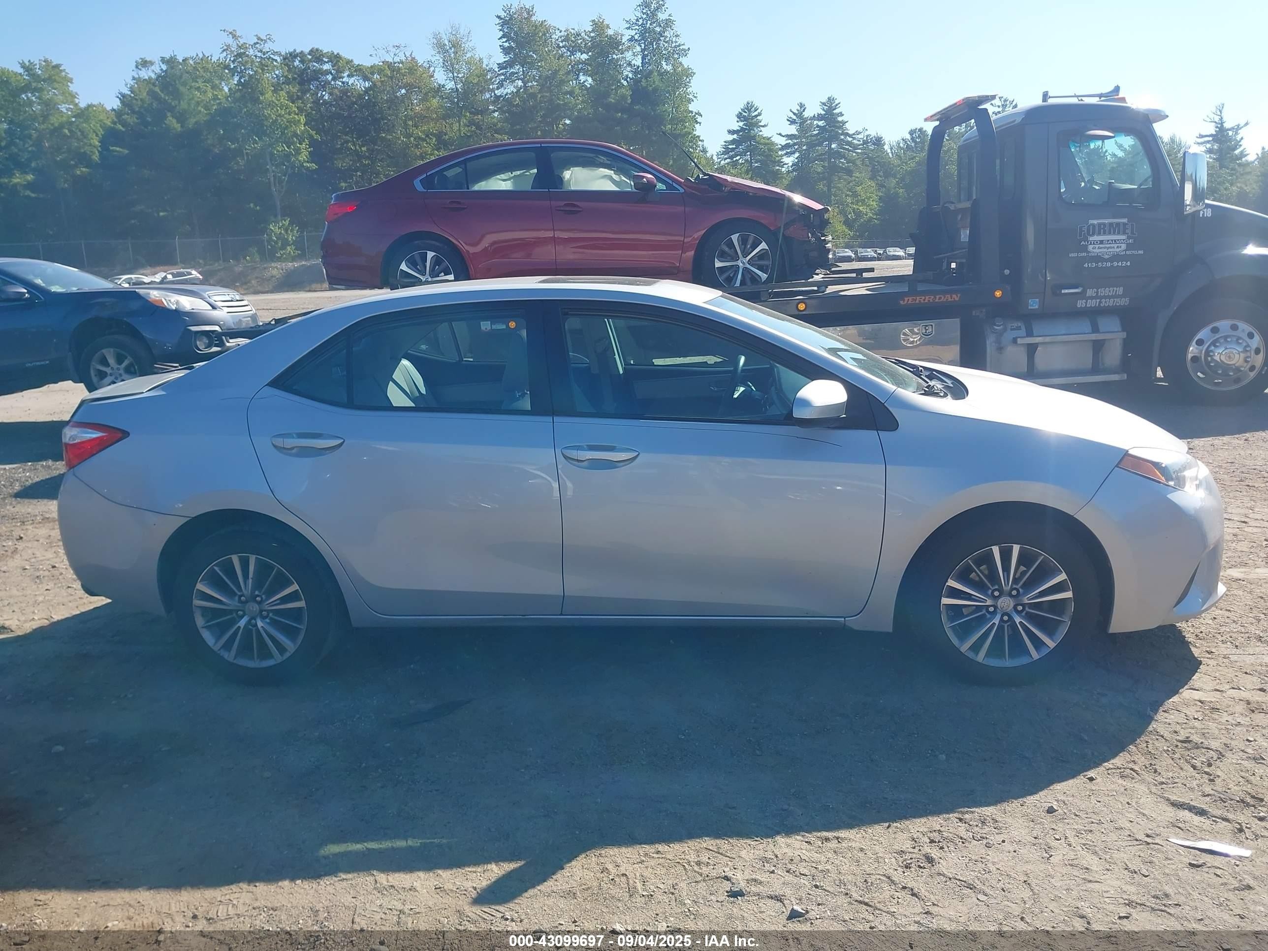 2014 Toyota Corolla Le Plus Silver vin: 2T1BURHE1EC008977