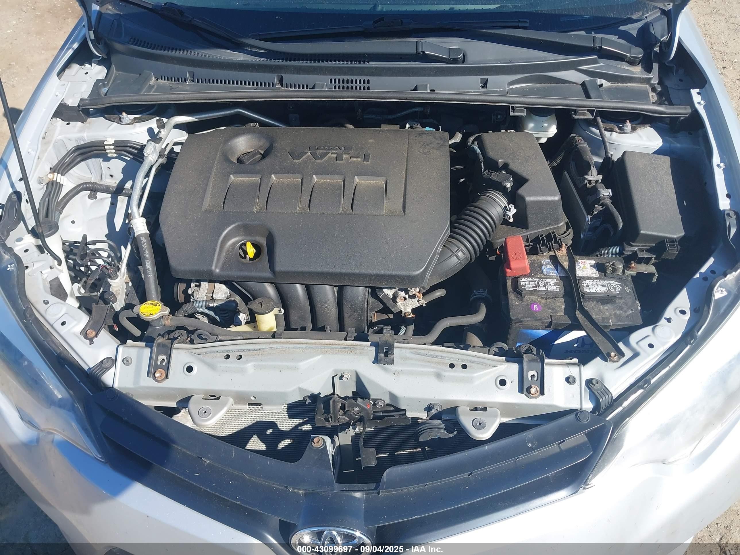 2014 Toyota Corolla Le Plus Silver vin: 2T1BURHE1EC008977