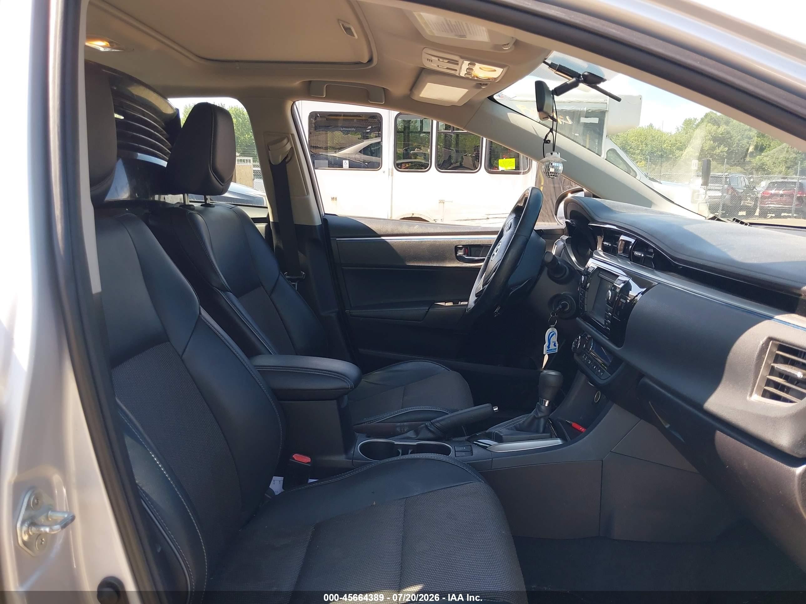 2014 Toyota Corolla S Plus Silver vin: 2T1BURHE1EC018330