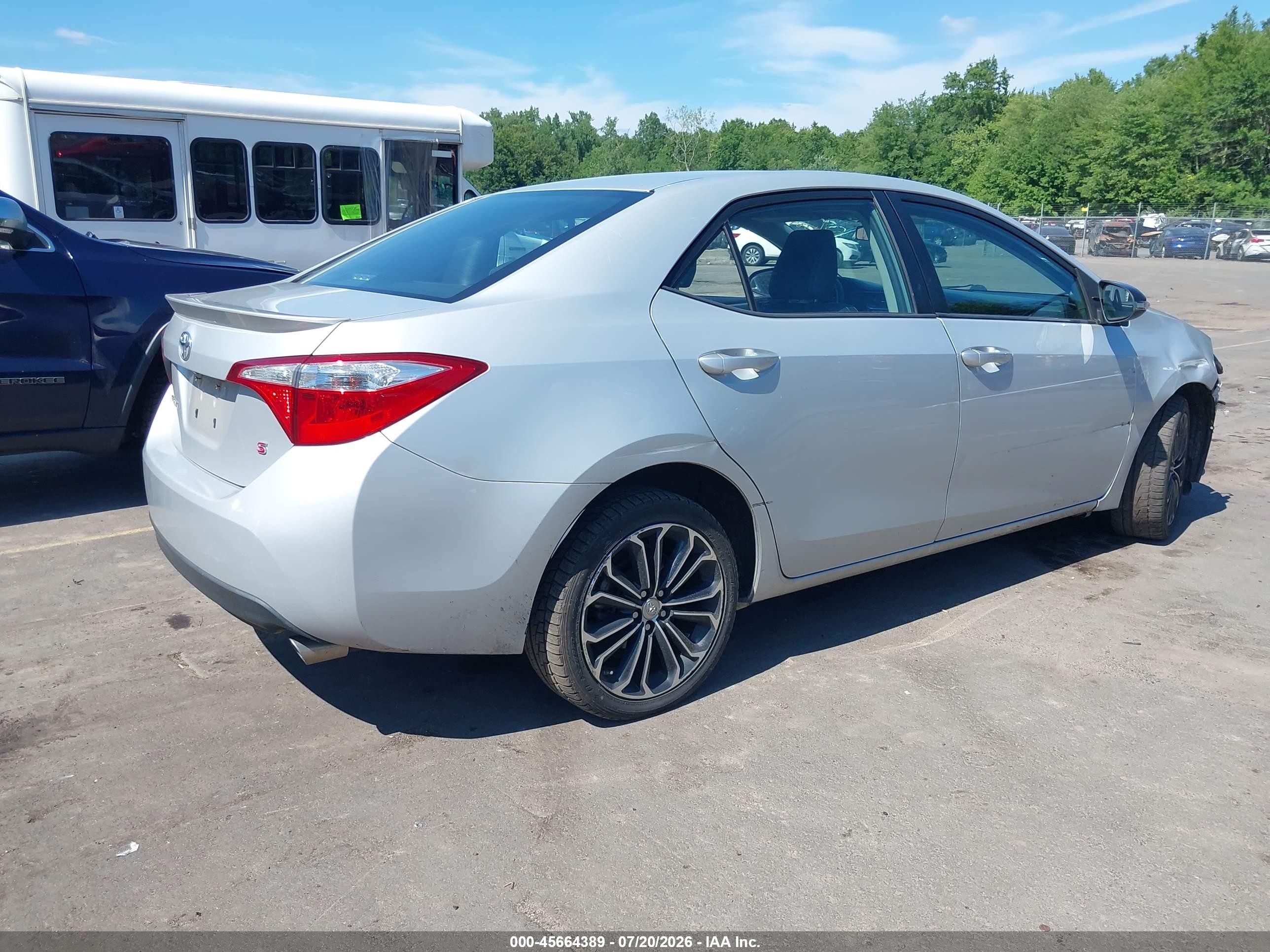 2014 Toyota Corolla S Plus Silver vin: 2T1BURHE1EC018330