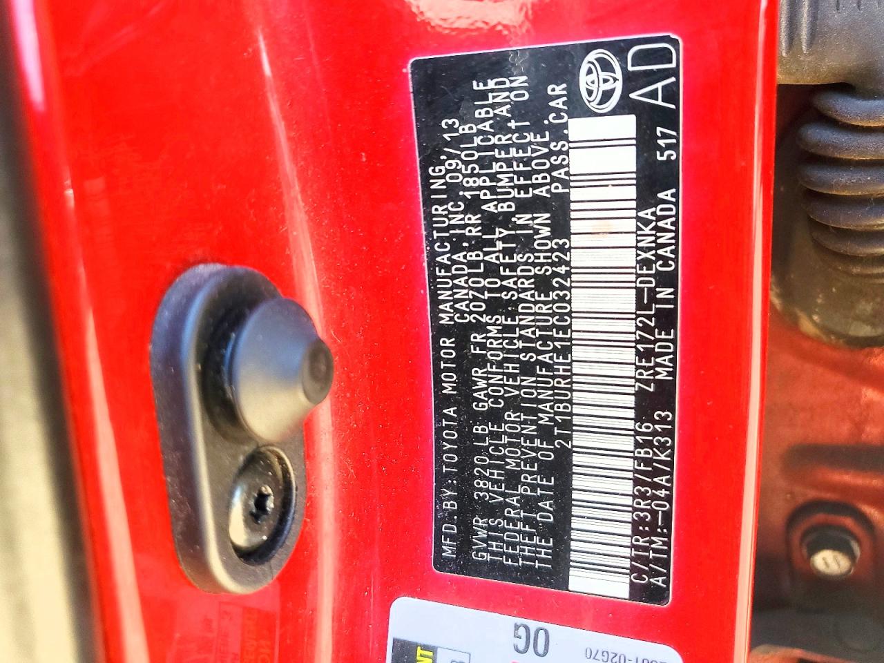 2014 Toyota Corolla Le Red vin: 2T1BURHE1EC032423