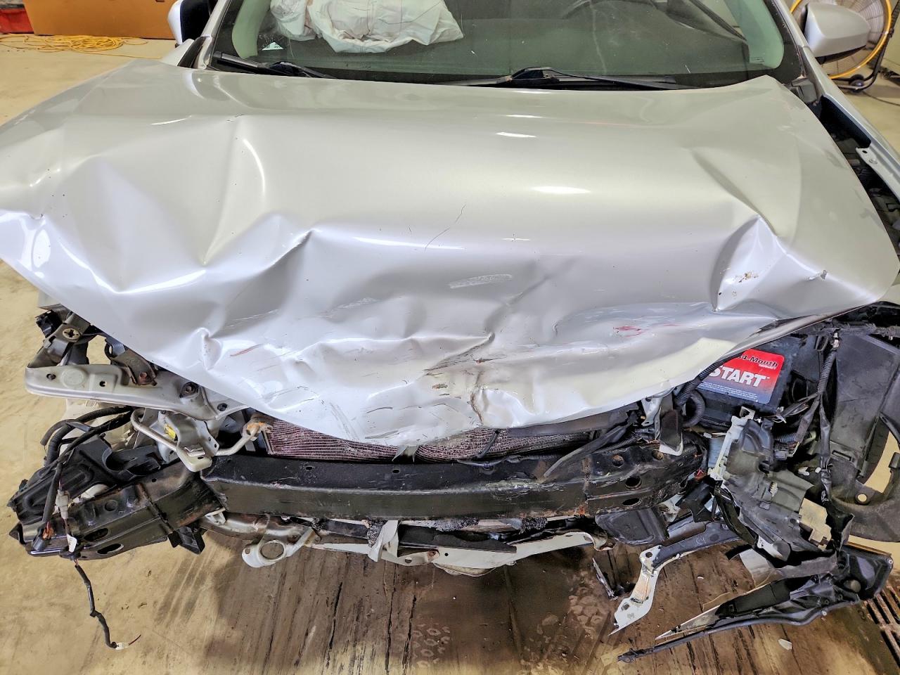 2014 Toyota Corolla Le Серебряный vin: 2T1BURHE1EC035256