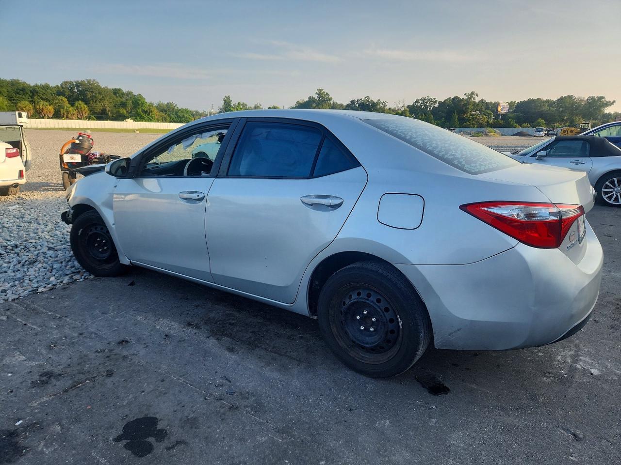 2014 Toyota Corolla Le Серебряный vin: 2T1BURHE1EC036357