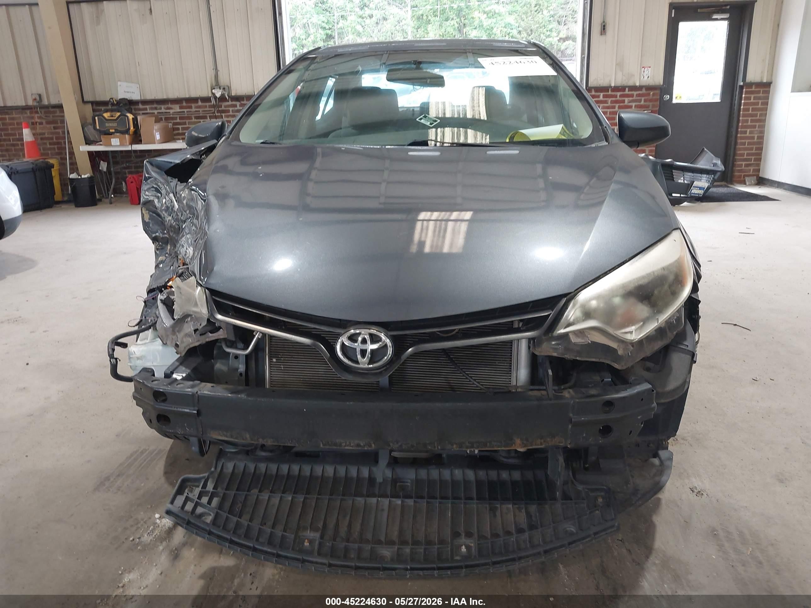 2014 Toyota Corolla Le Gray vin: 2T1BURHE1EC043390