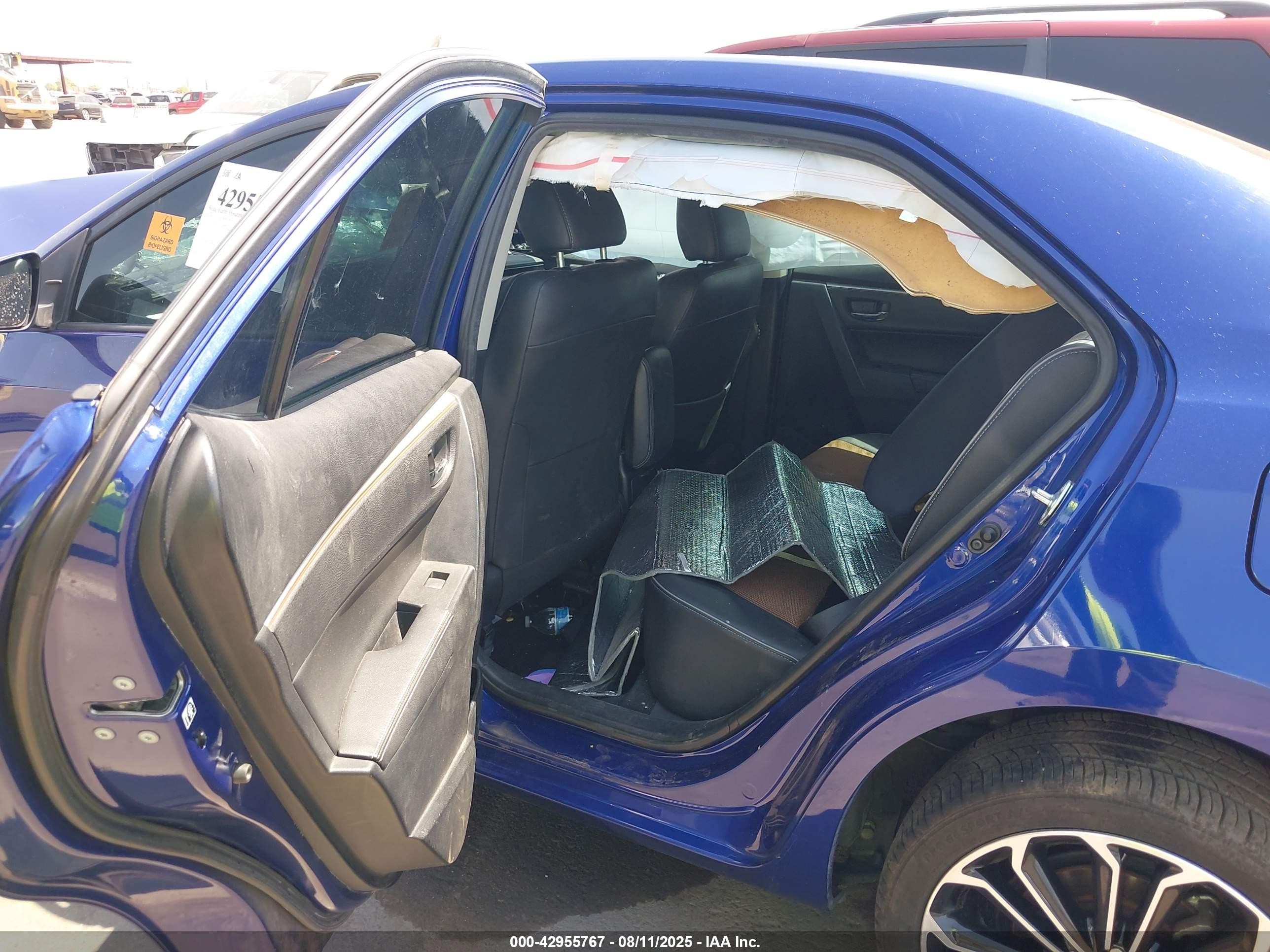 2014 Toyota Corolla S Plus Blue vin: 2T1BURHE1EC044572