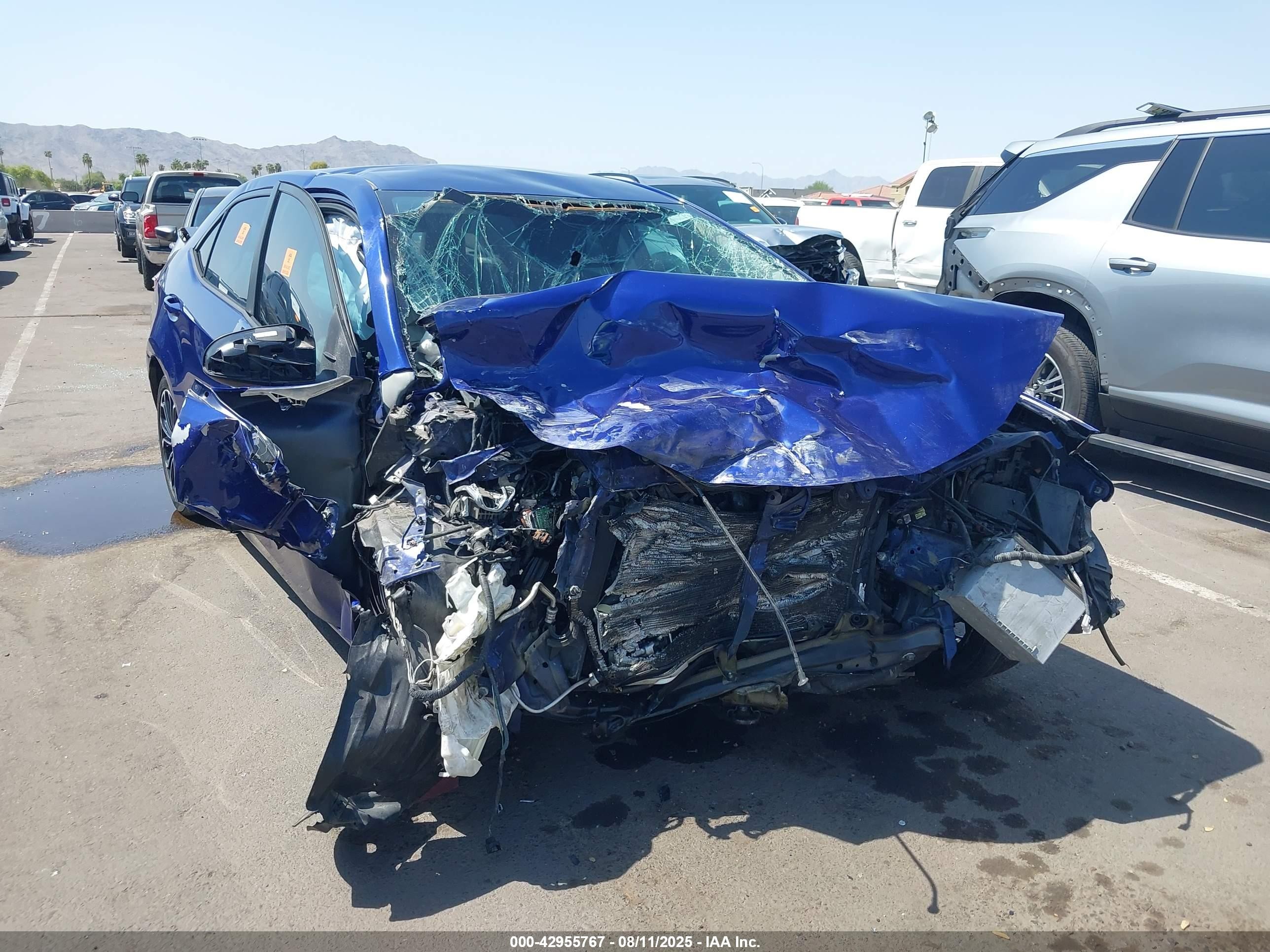 2014 Toyota Corolla S Plus Blue vin: 2T1BURHE1EC044572