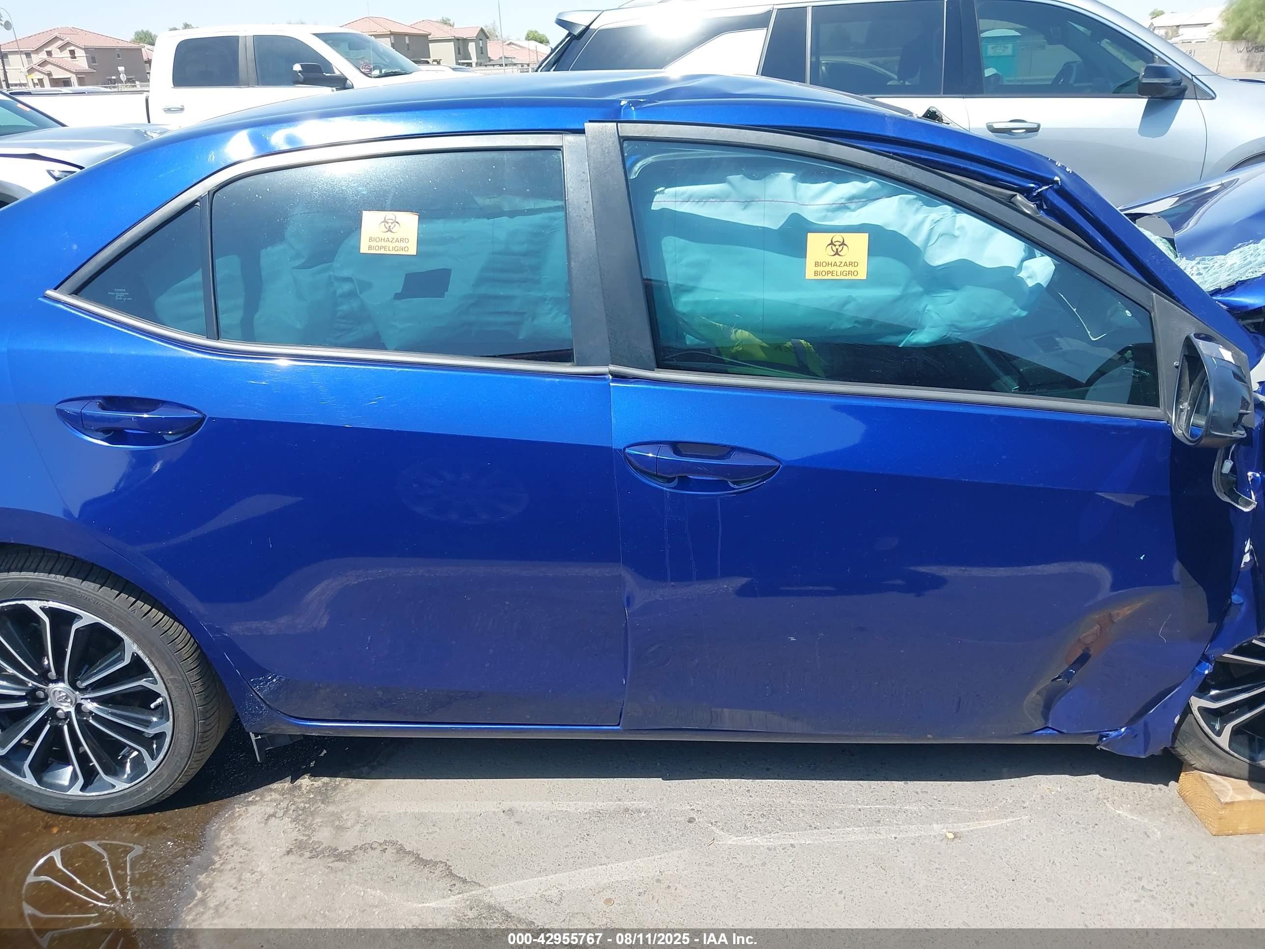 2014 Toyota Corolla S Plus Blue vin: 2T1BURHE1EC044572