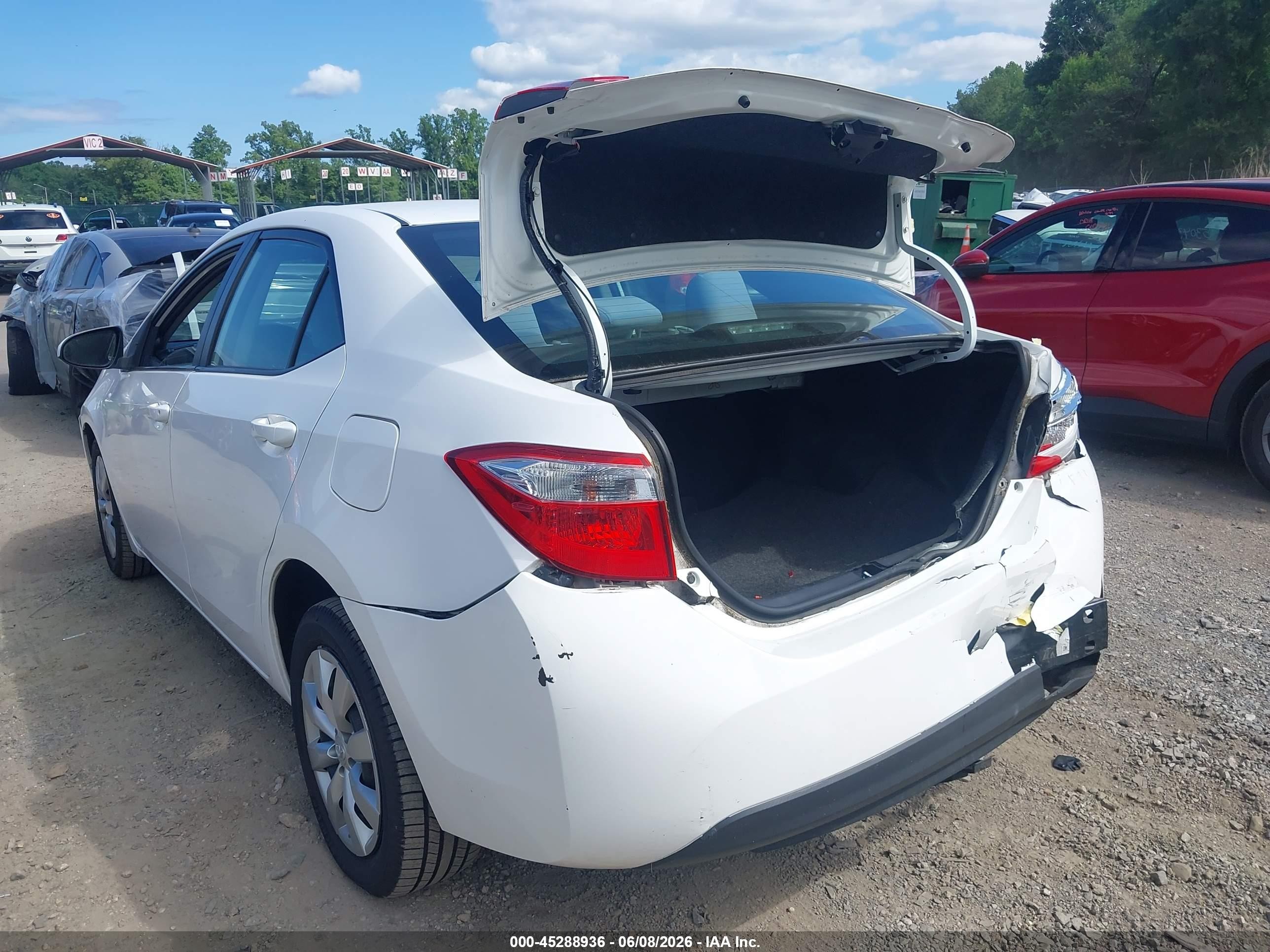 2014 Toyota Corolla Le White vin: 2T1BURHE1EC068466