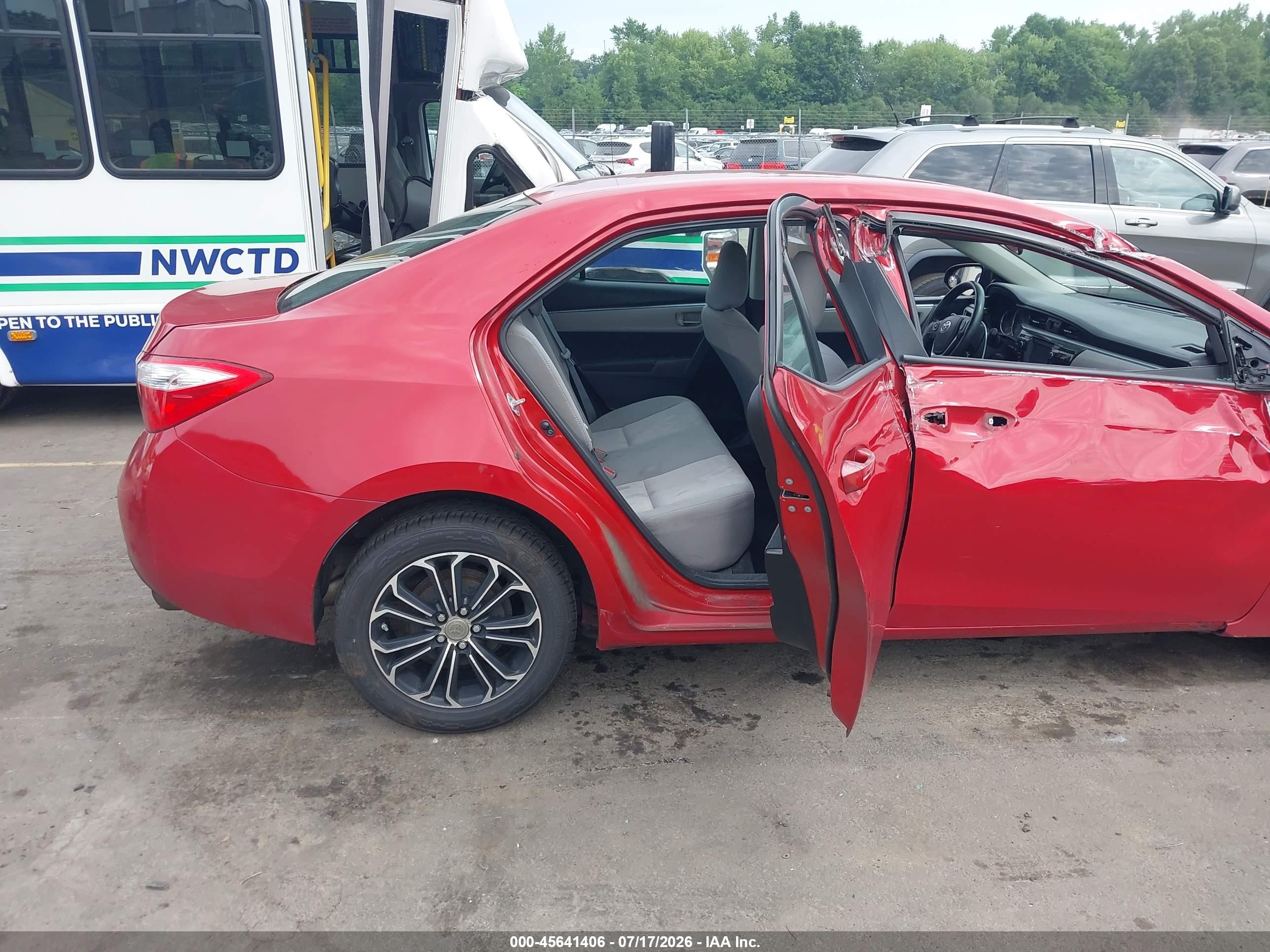 2014 Toyota Corolla Le Red vin: 2T1BURHE1EC073098