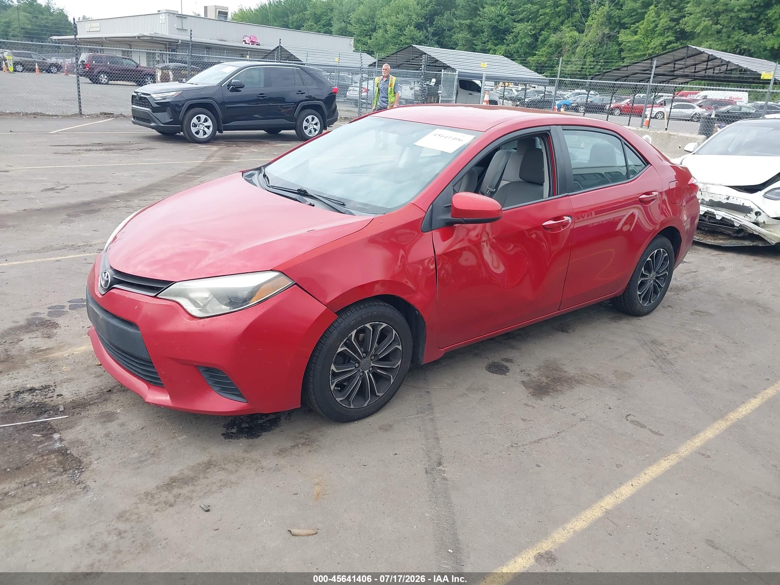 2014 Toyota Corolla Le Red vin: 2T1BURHE1EC073098
