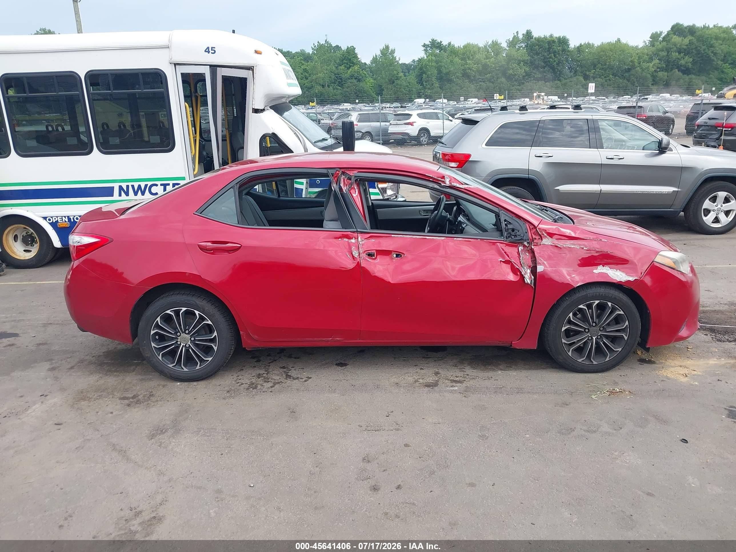 2014 Toyota Corolla Le Red vin: 2T1BURHE1EC073098