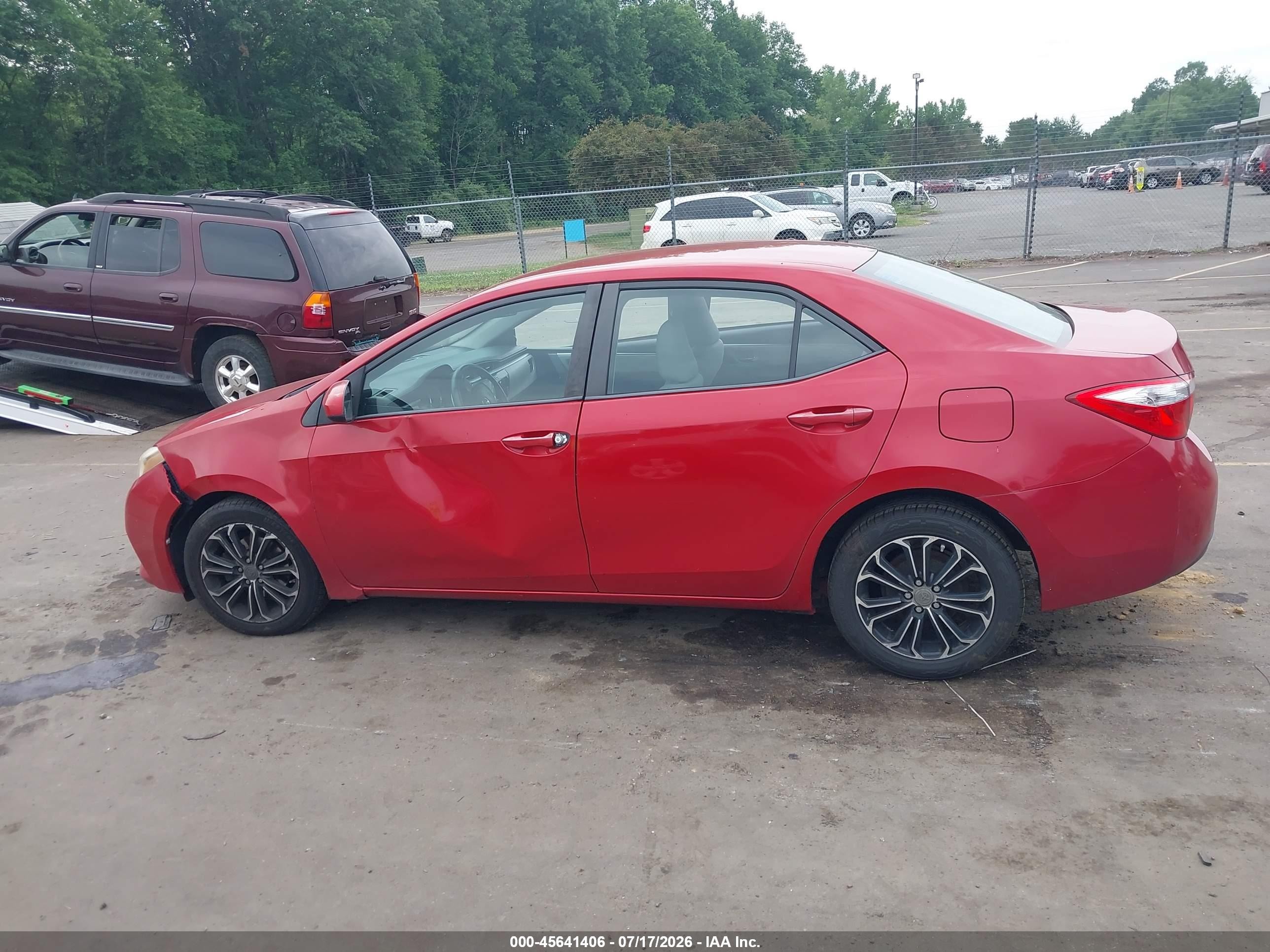 2014 Toyota Corolla Le Red vin: 2T1BURHE1EC073098