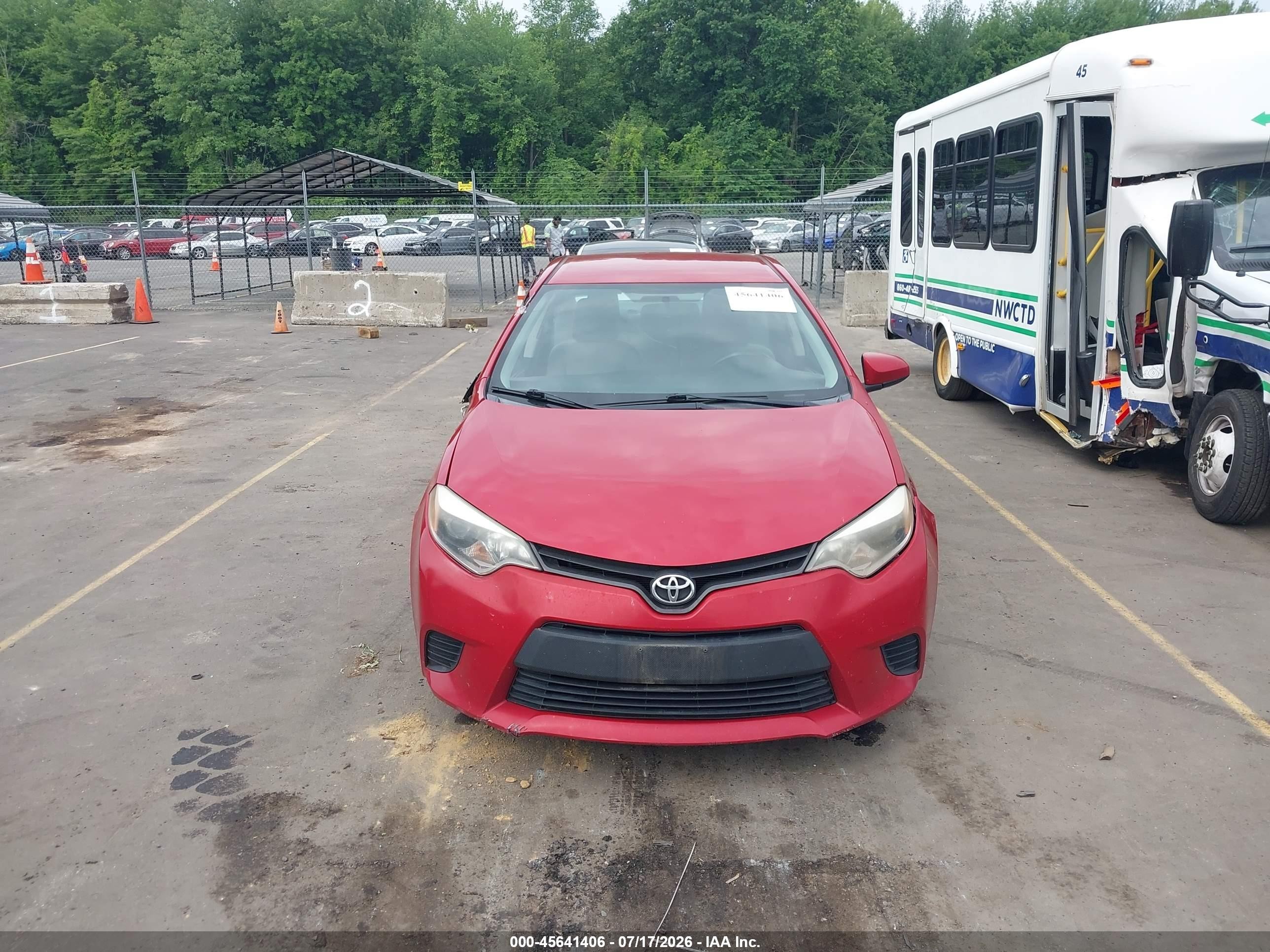 2014 Toyota Corolla Le Red vin: 2T1BURHE1EC073098