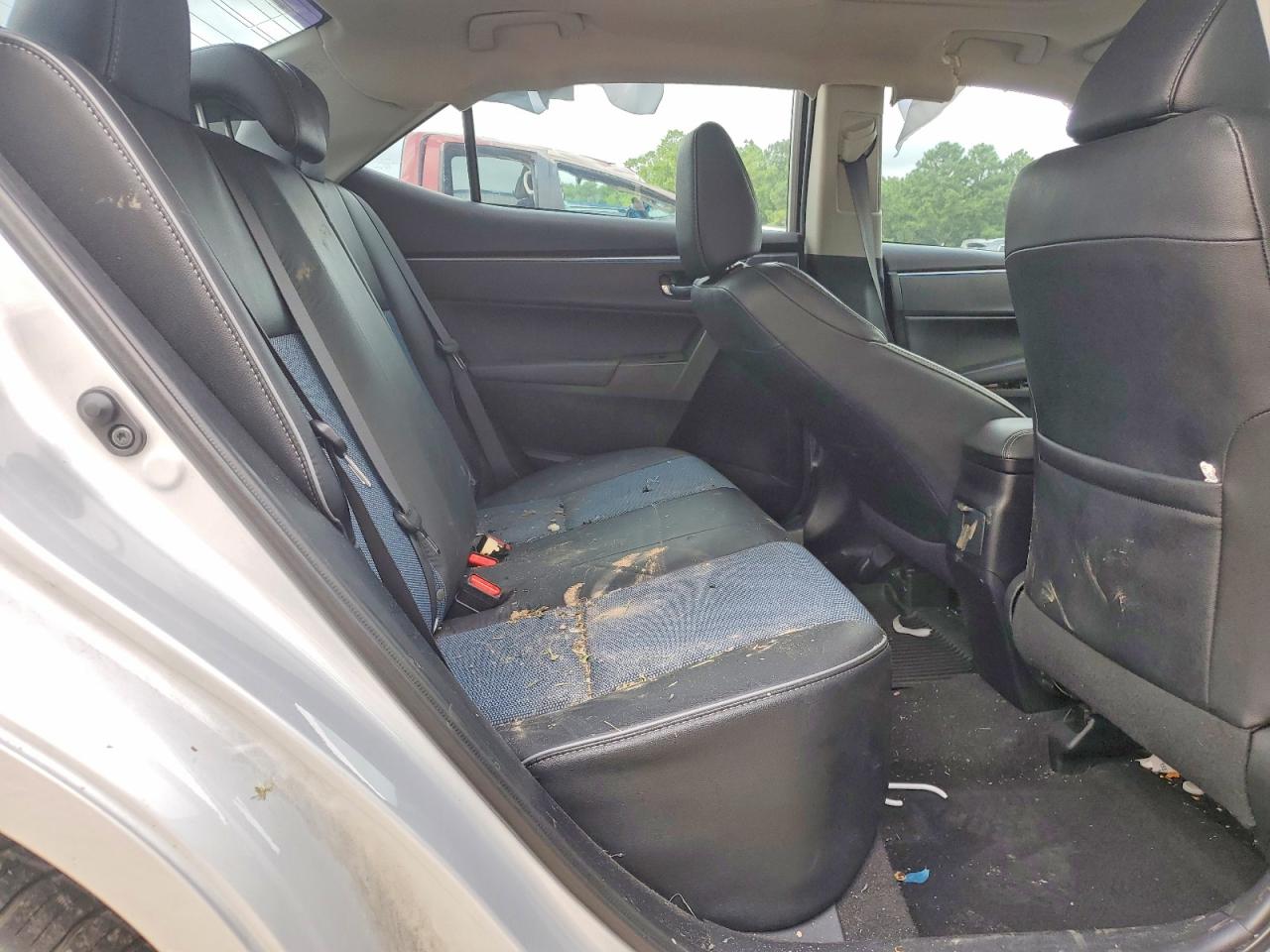 2014 Toyota Corolla S Plus Silver vin: 2T1BURHE1EC079936