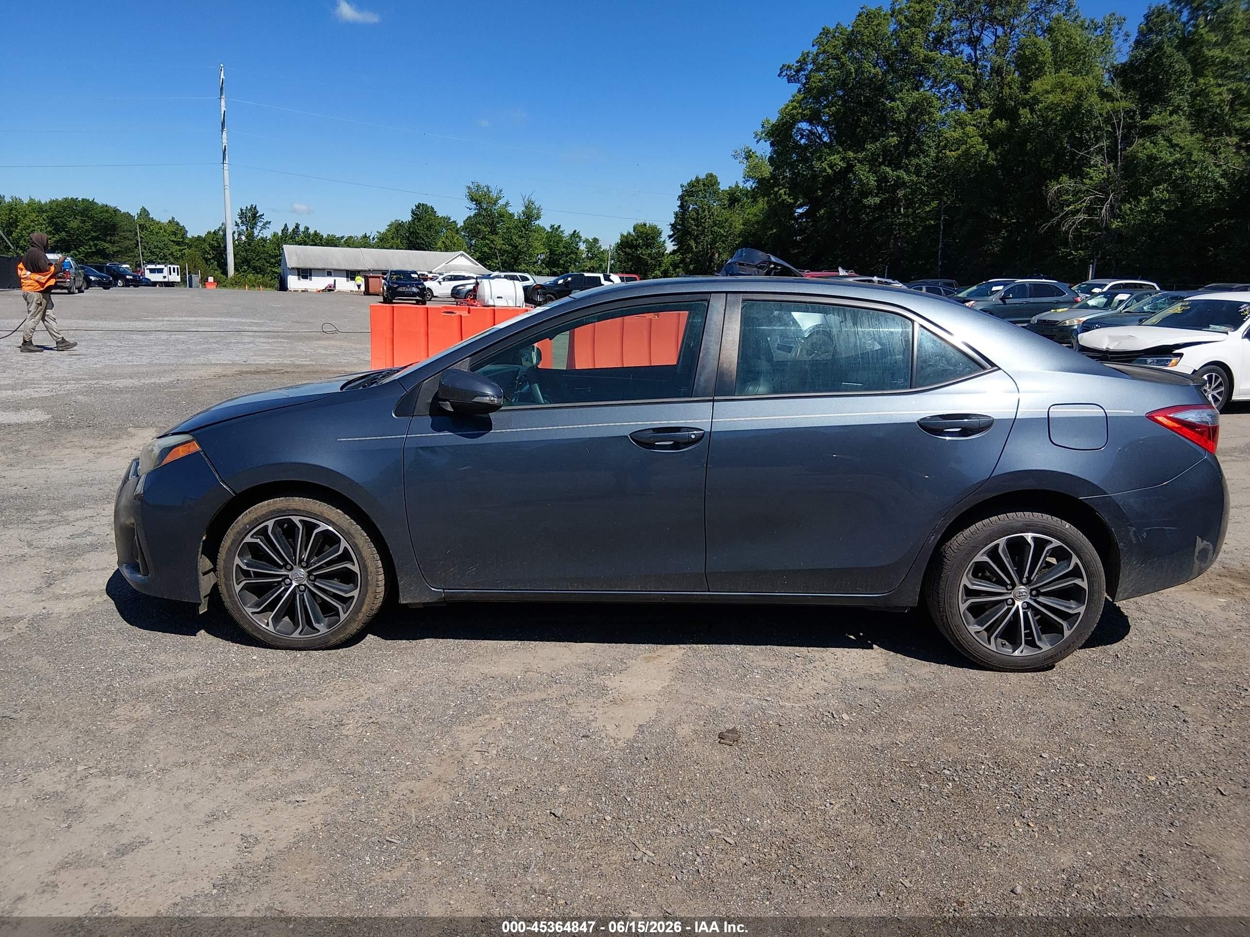 2014 Toyota Corolla S Premium Light Blue vin: 2T1BURHE1EC106150