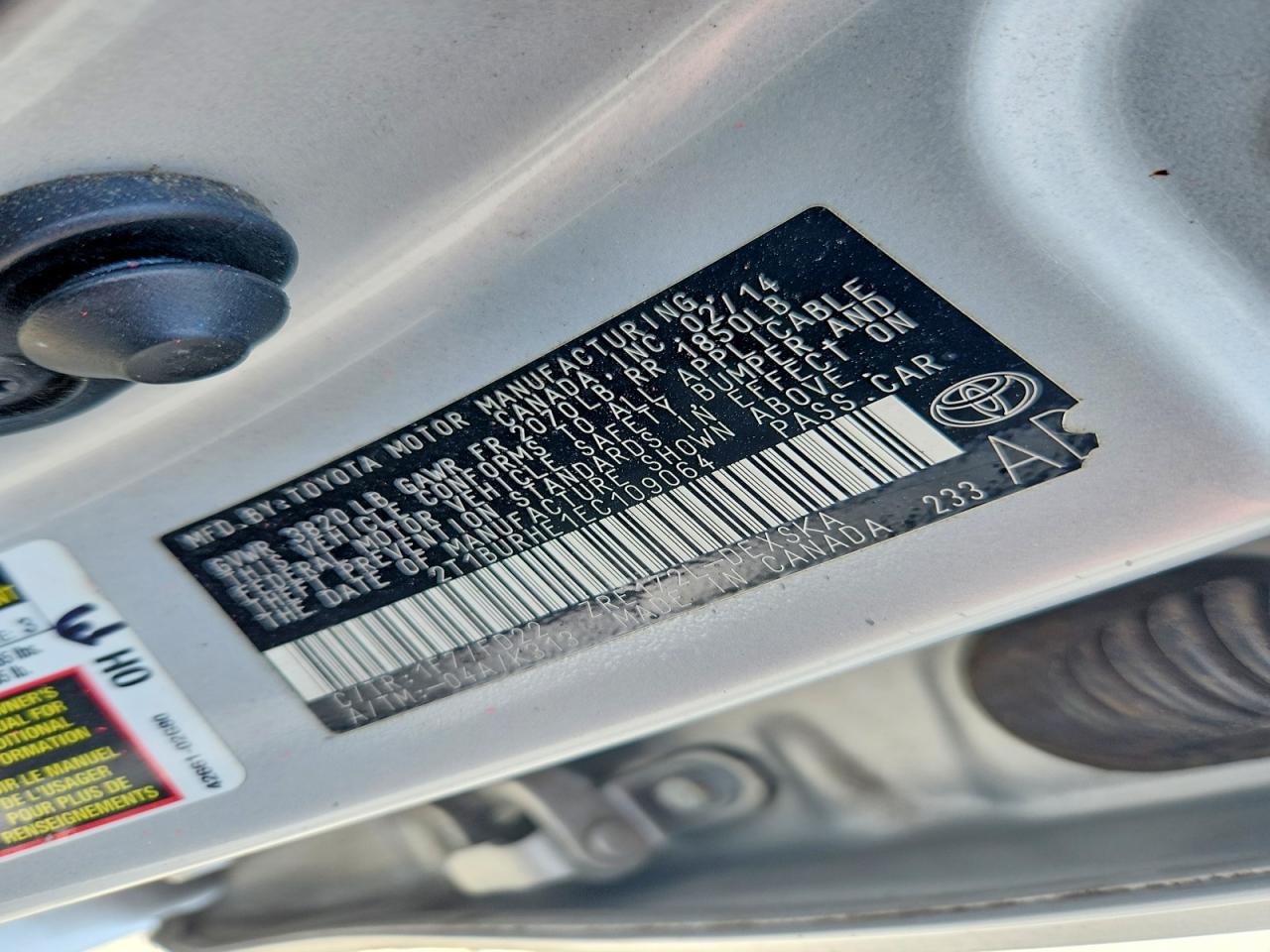 2014 Toyota Corolla S Plus Silver vin: 2T1BURHE1EC109064
