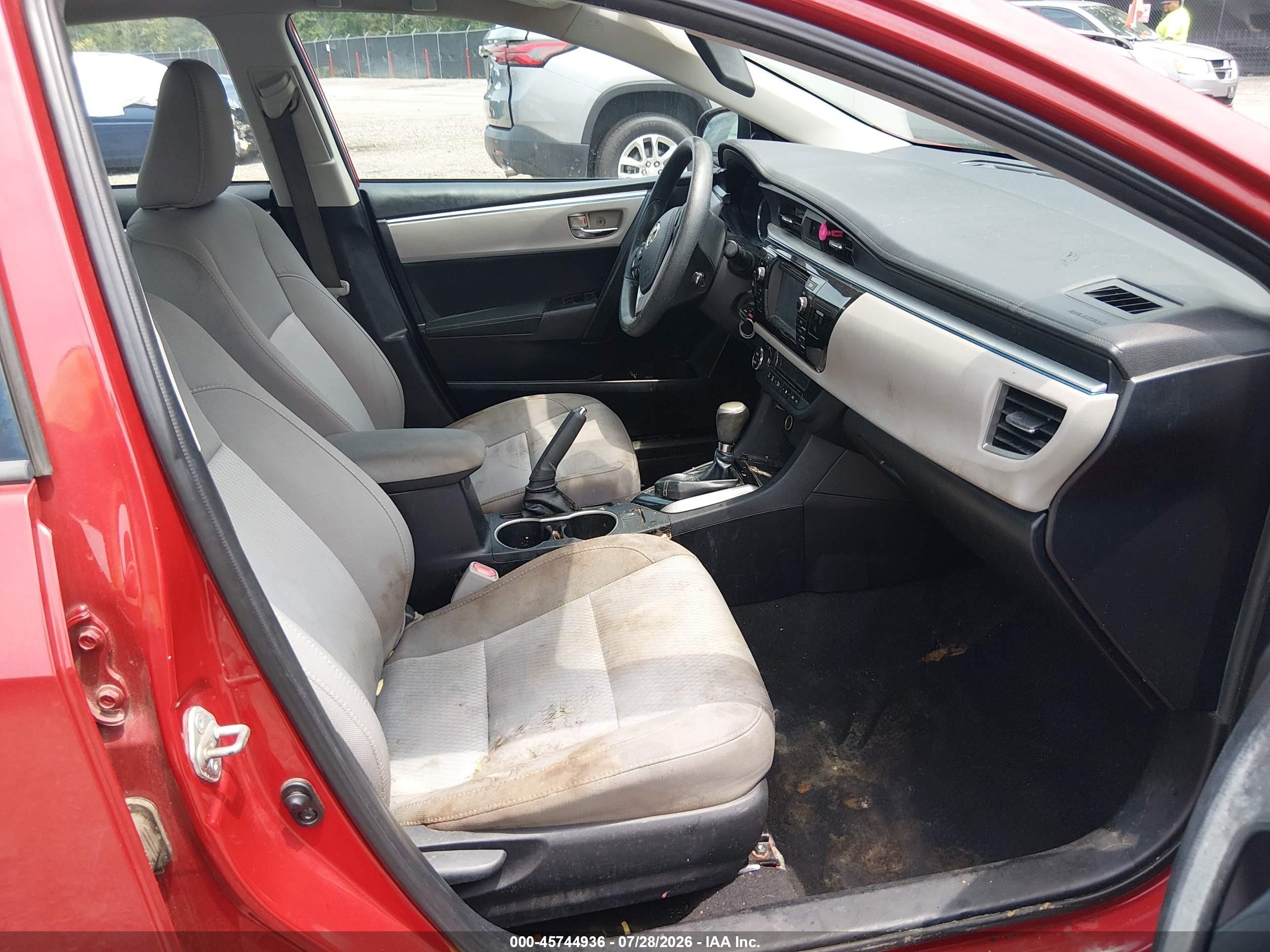 2014 Toyota Corolla Le Red vin: 2T1BURHE1EC116709