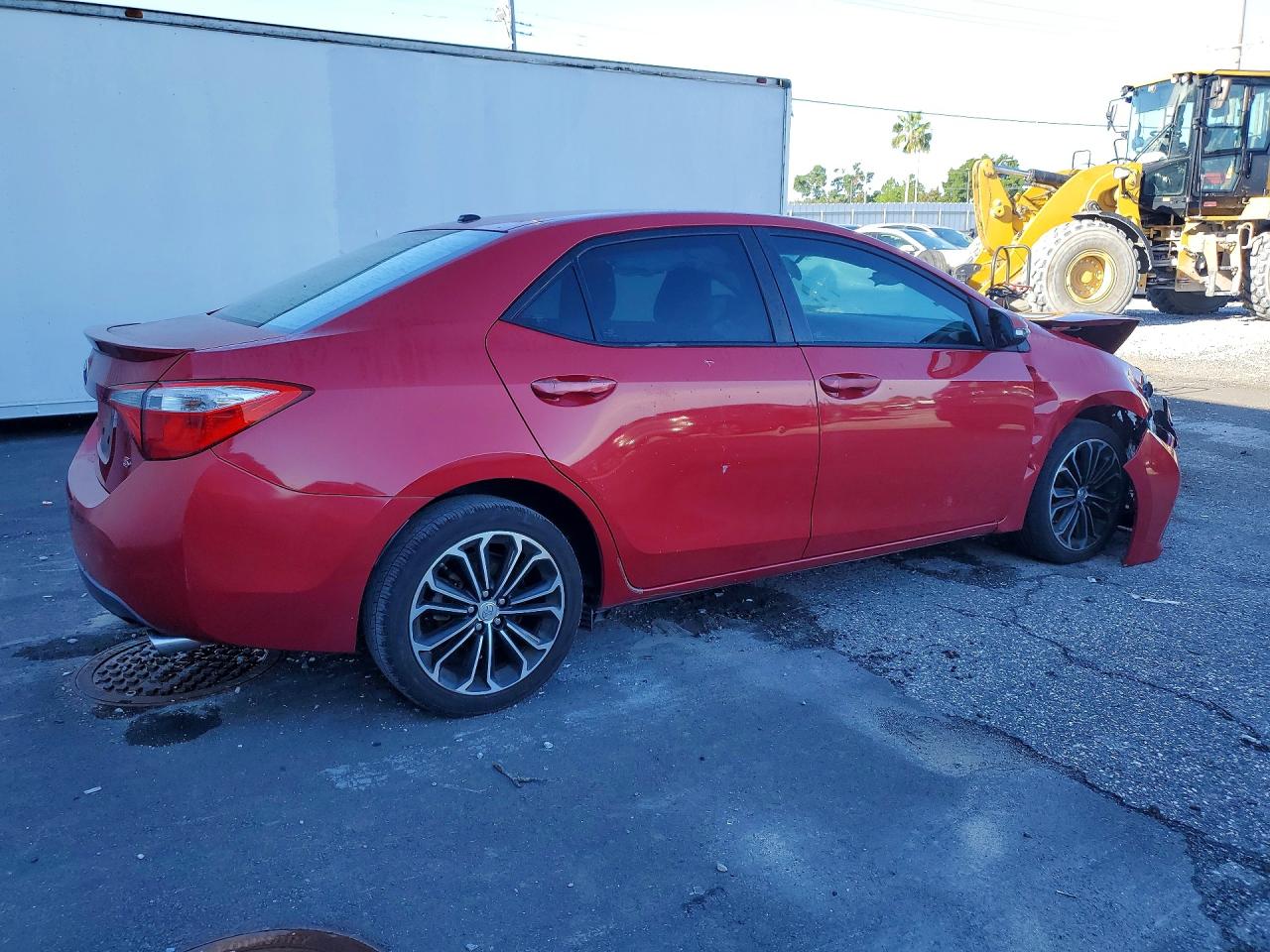 2014 Toyota Corolla S Plus Red vin: 2T1BURHE1EC127144