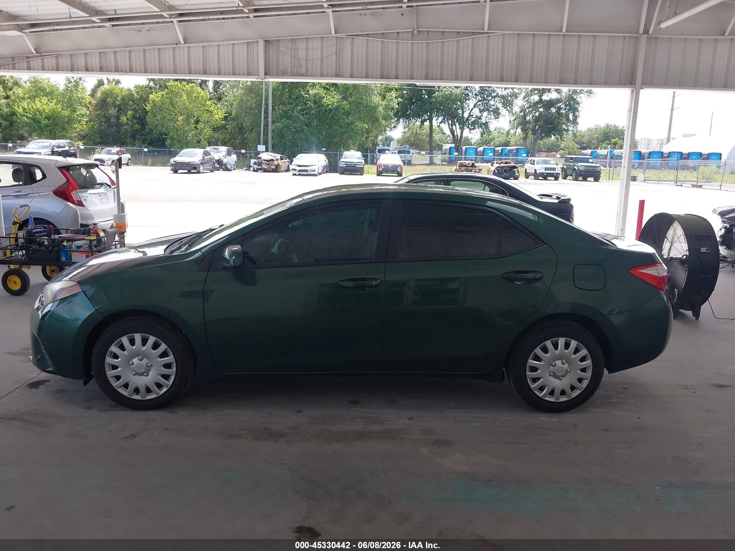2014 Toyota Corolla Le Green vin: 2T1BURHE1EC152934